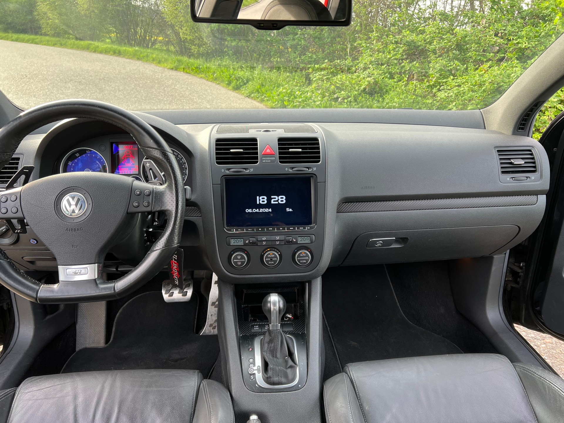 VW 3.2 V6 R32 DSG 4motion-image-4