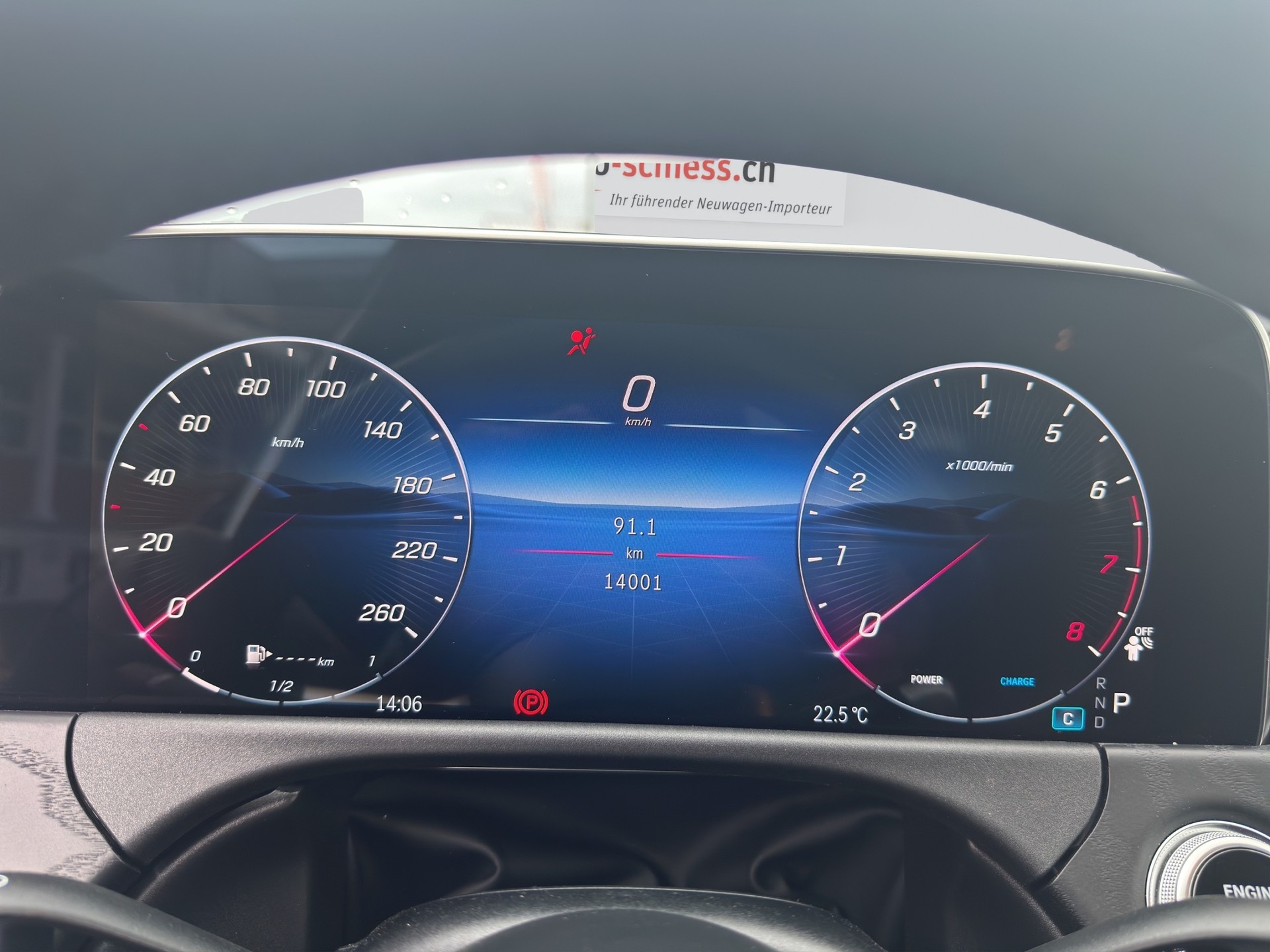 MERCEDES-BENZ E 200 AMG Line Night 9G-Tronic-image-11