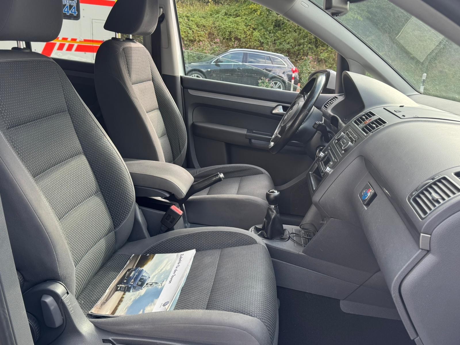 VW Touran 1.4 TSI Comfortline-image-11