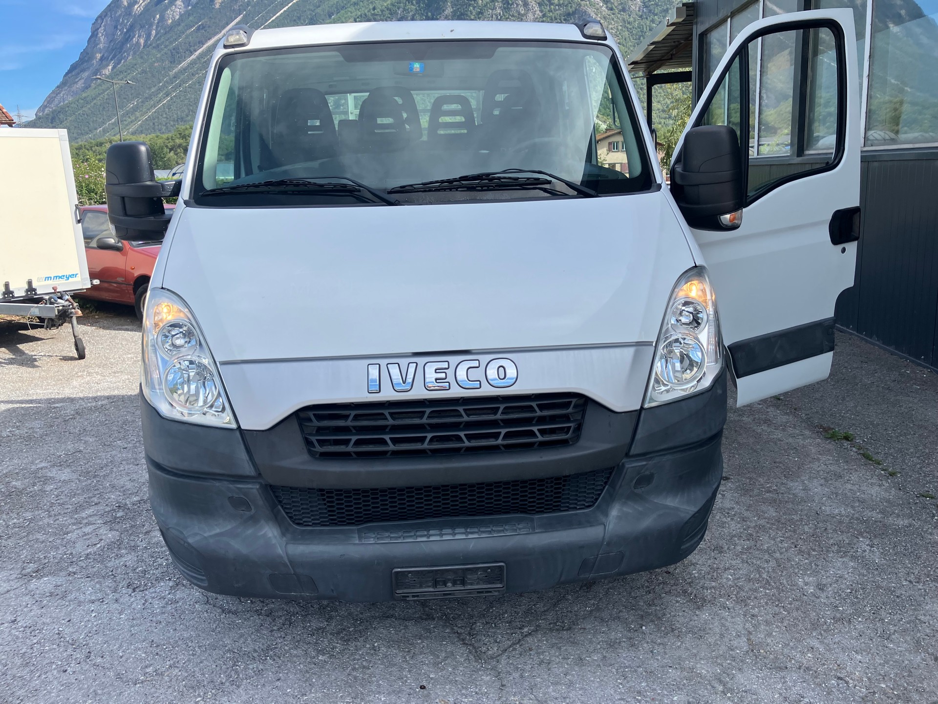 IVECO 35C15-image-0