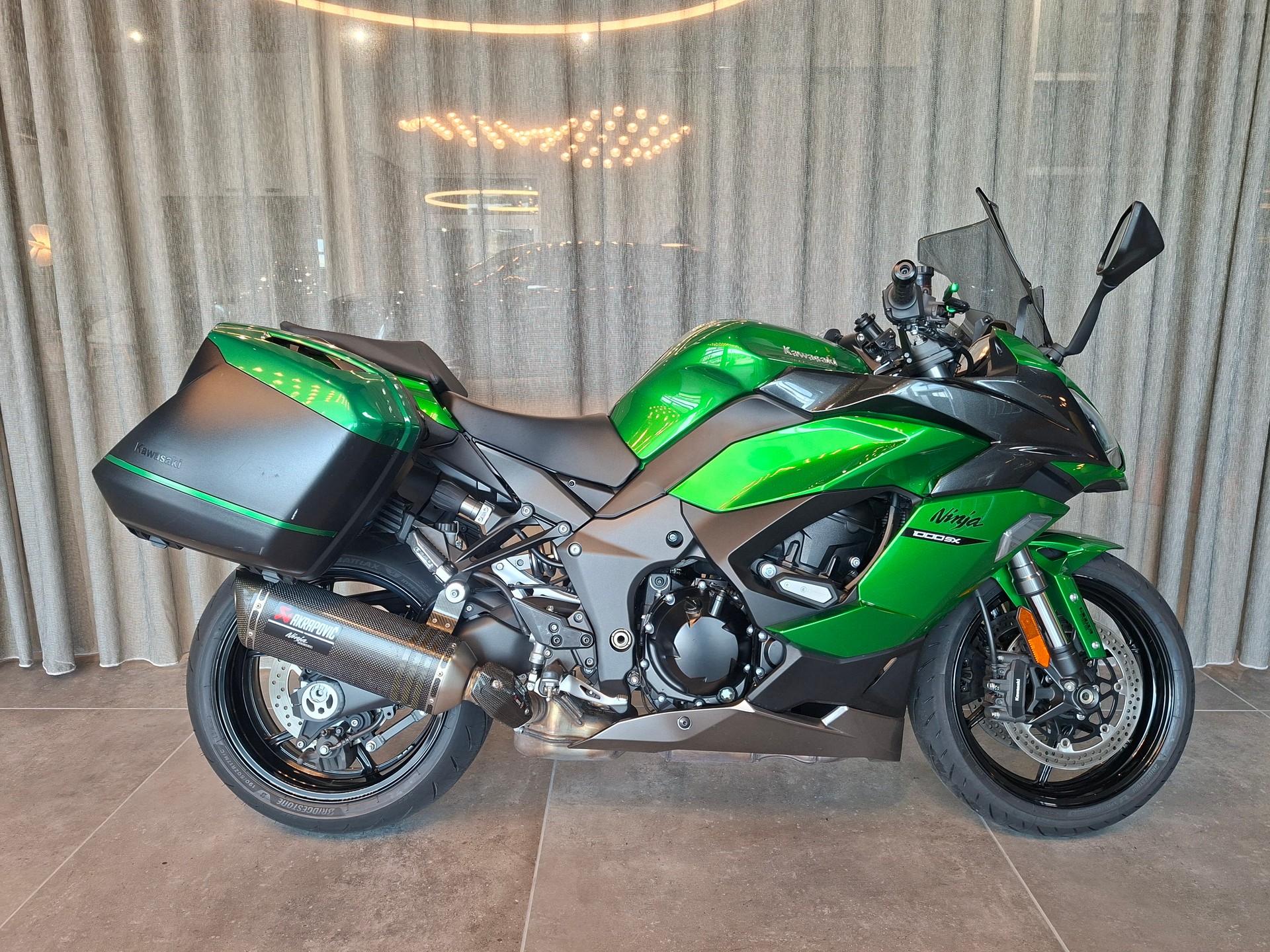 KAWASAKI Ninja 1000 SX-showroom-element-2