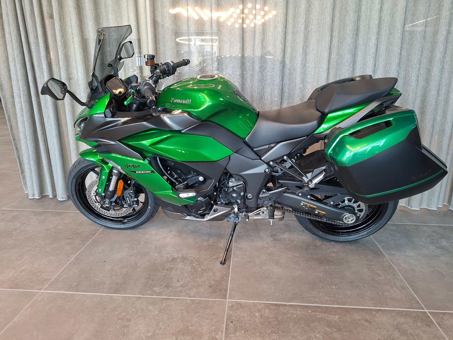 KAWASAKI Ninja 1000 SX-showroom-element-3