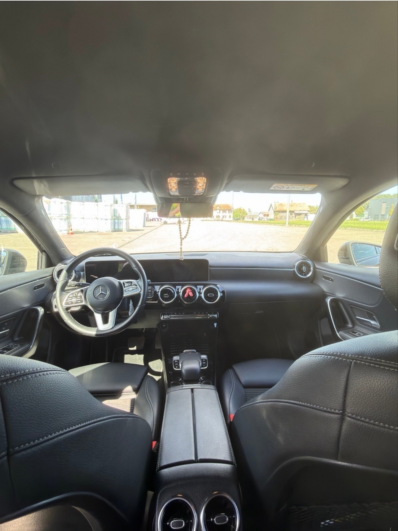 MERCEDES-BENZ A 180 AMG Line-image-2
