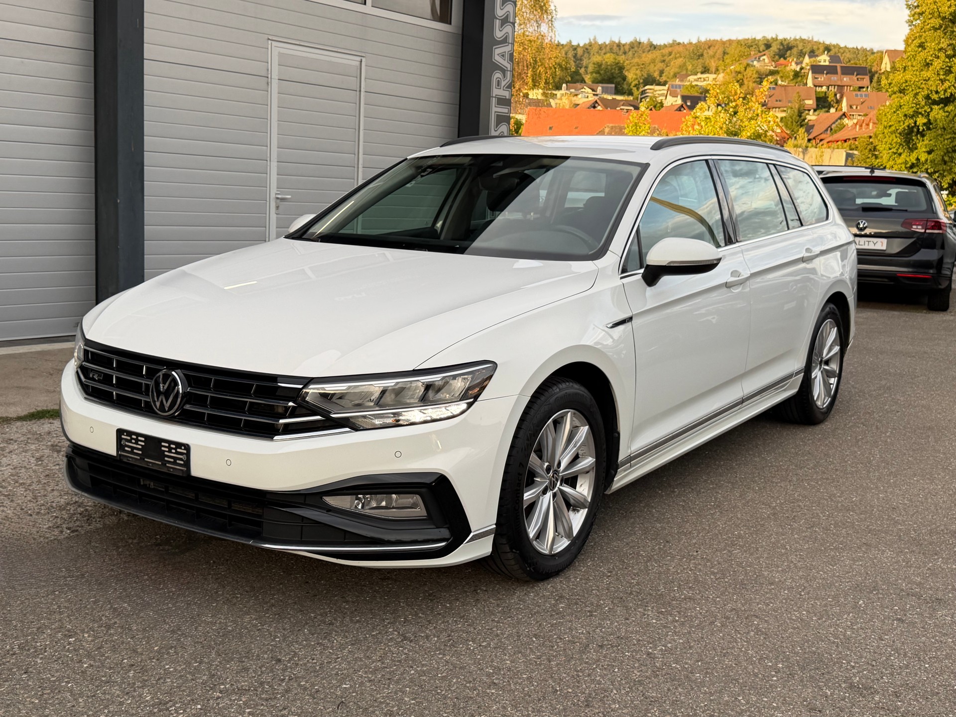 VW Passat 2.0 TDI DSG 150PS, R-line-image-0