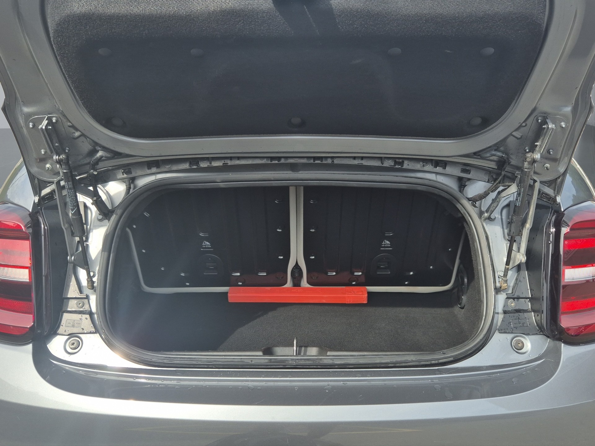 FIAT 500 Cabrio La Prima-image-17