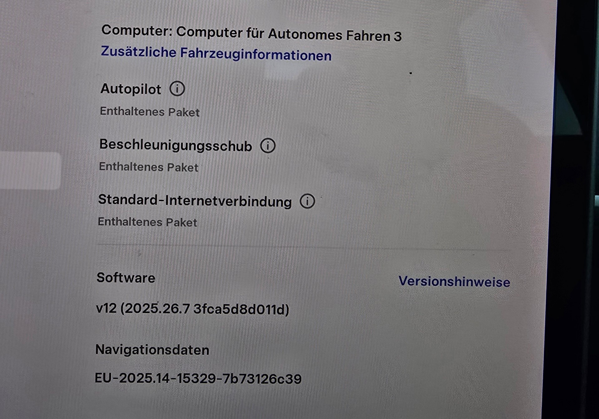 TESLA Model 3 Long Range Dual Motor AWD-image-10
