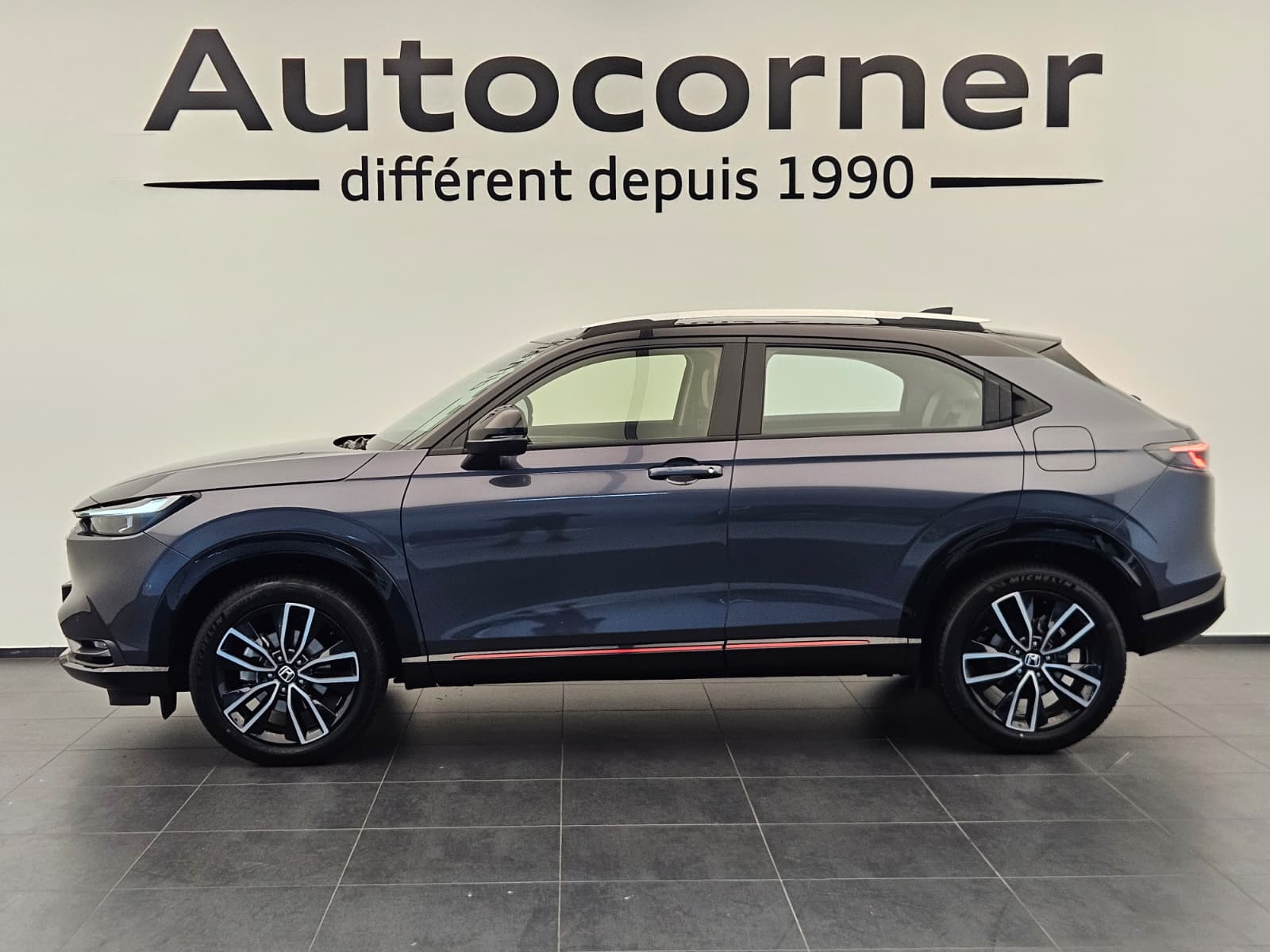 HONDA HR-V 1.5i-MMD Advance Style CVT-image-1