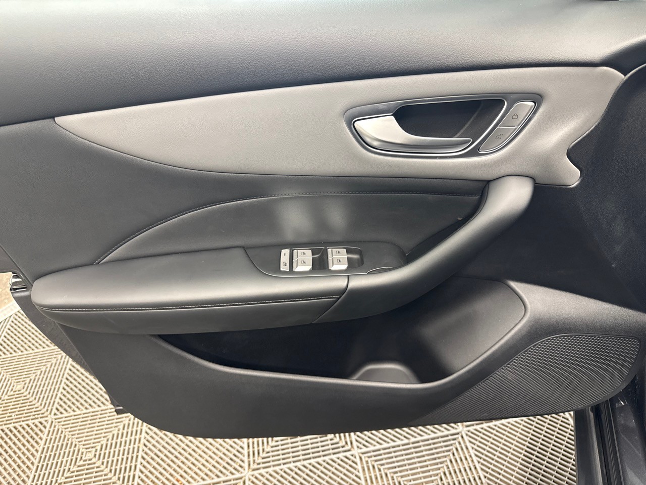 MG 4 EV 64kWh Comfort-image-5