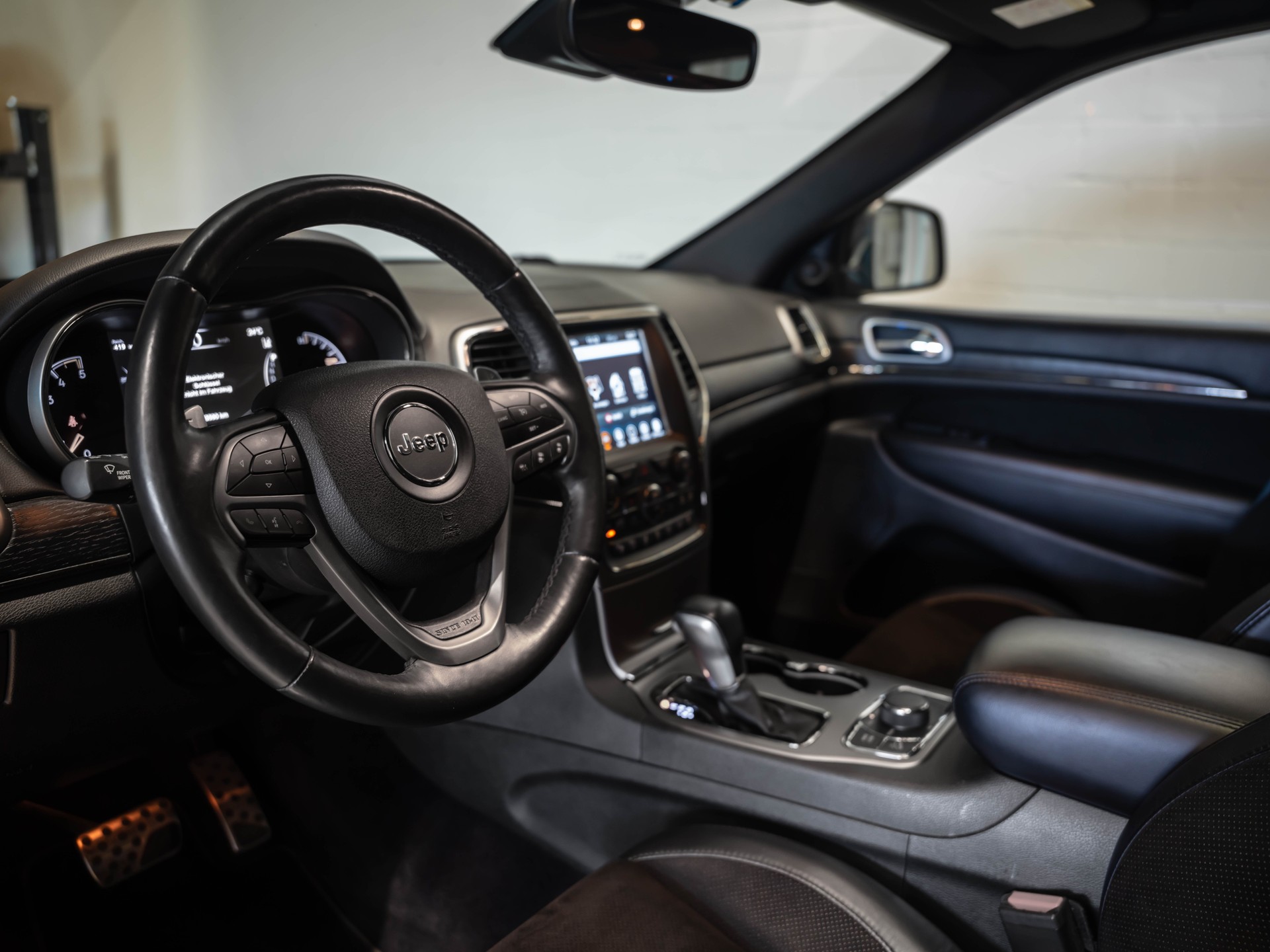 JEEP Grand Cherokee 3.0 CRD S Automatic-image-6