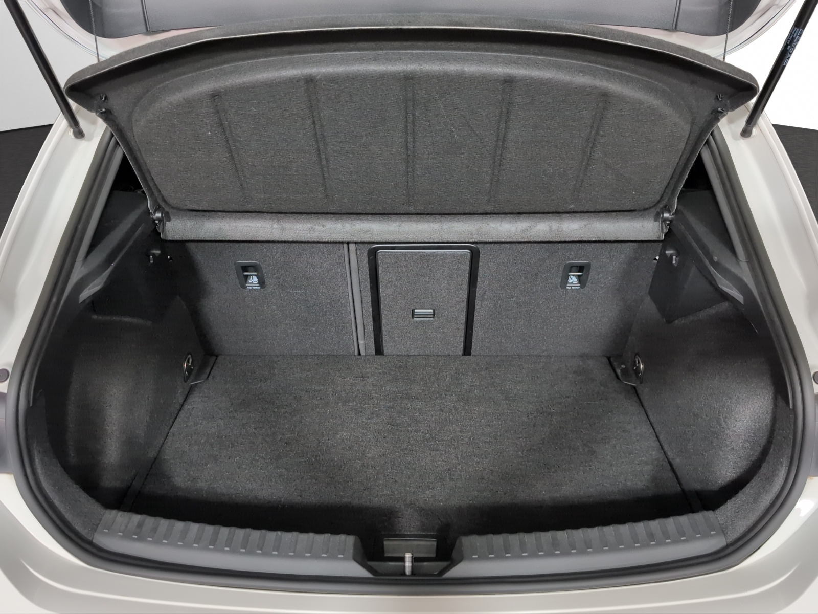 SEAT Leon 1.5 eTSI mHEV DSG FR-image-14