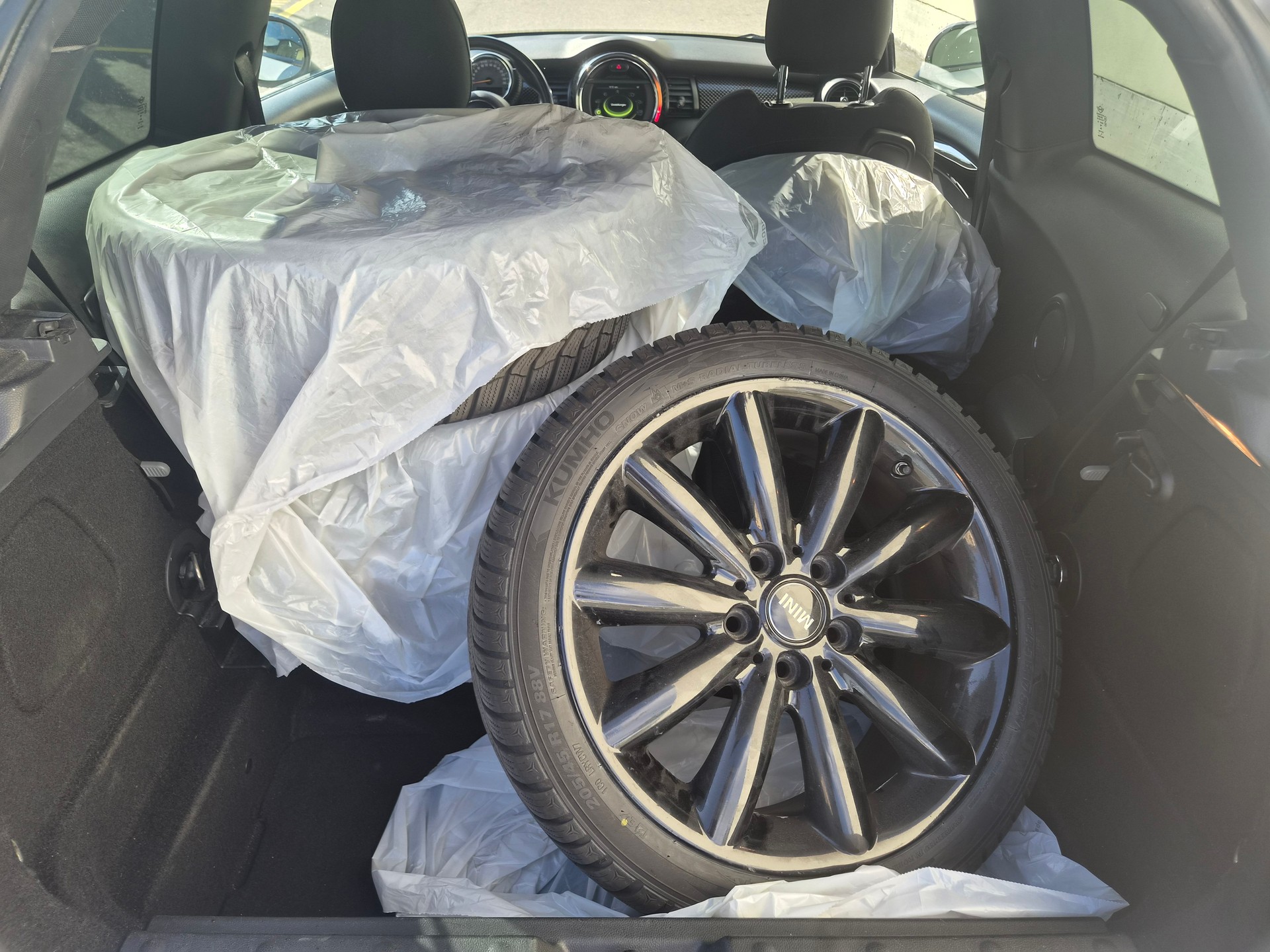 MINI Cooper S-image-15
