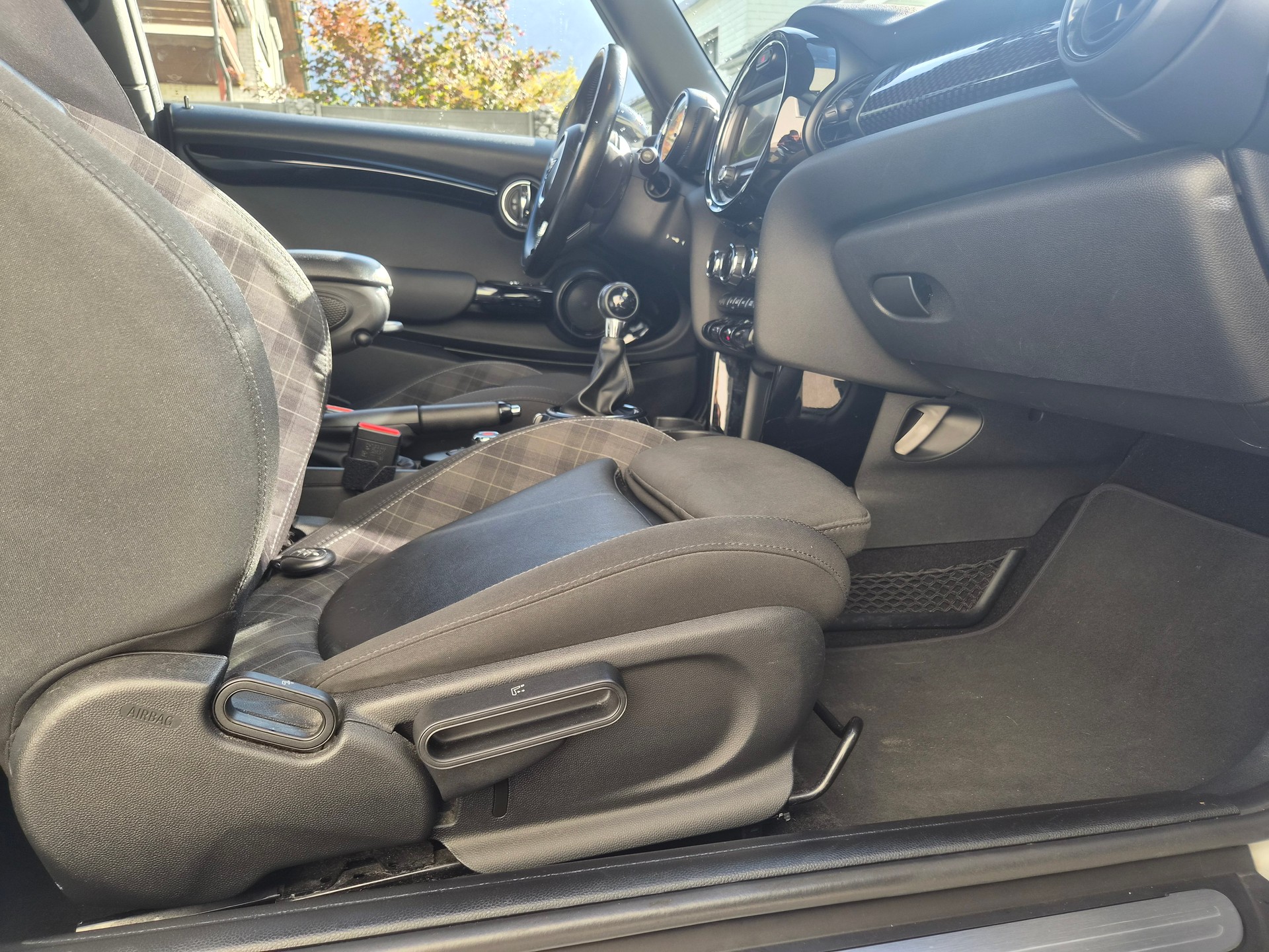 MINI Cooper S-image-11