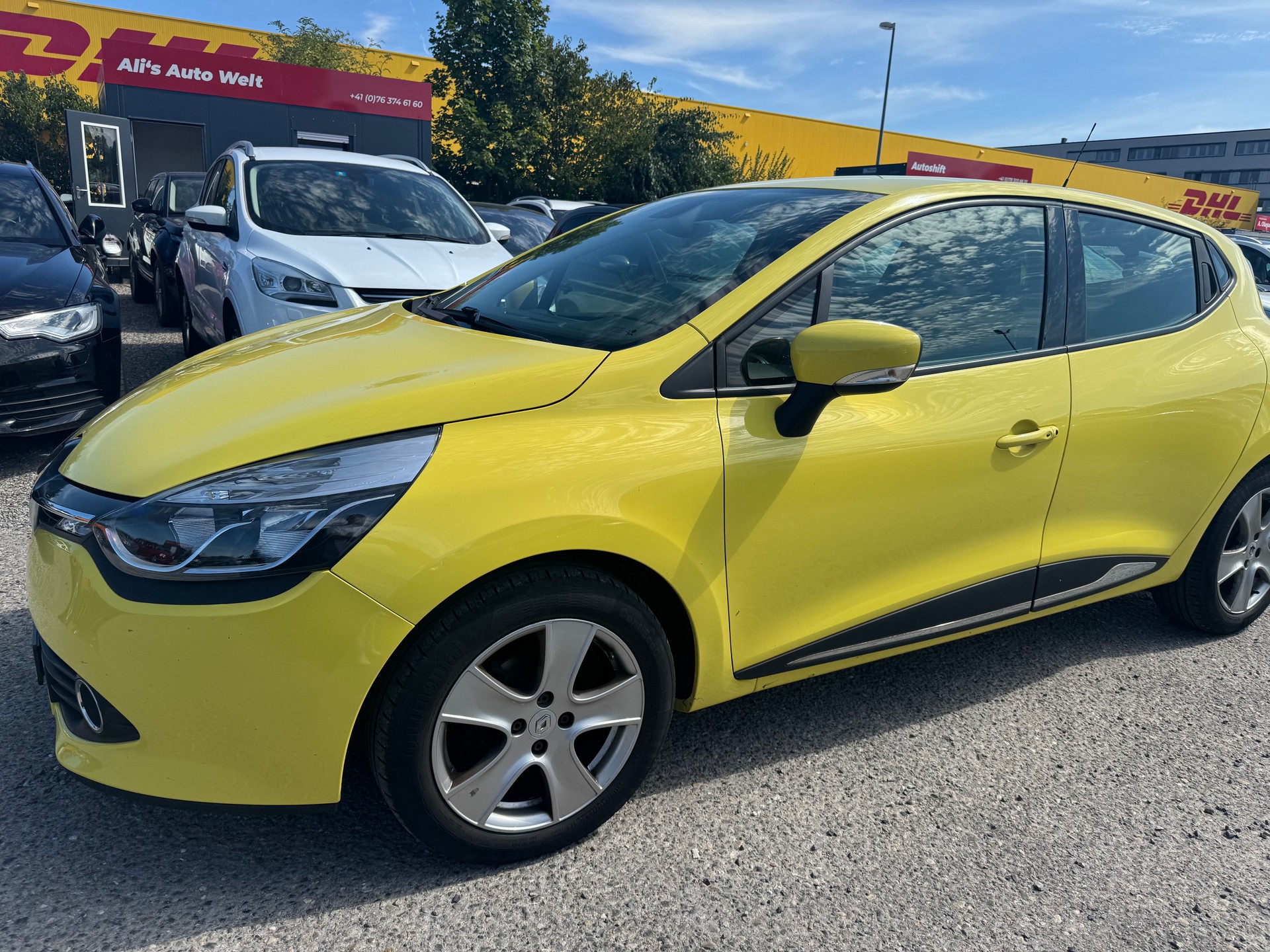 RENAULT Clio 0.9 12V Dynamique-image-2