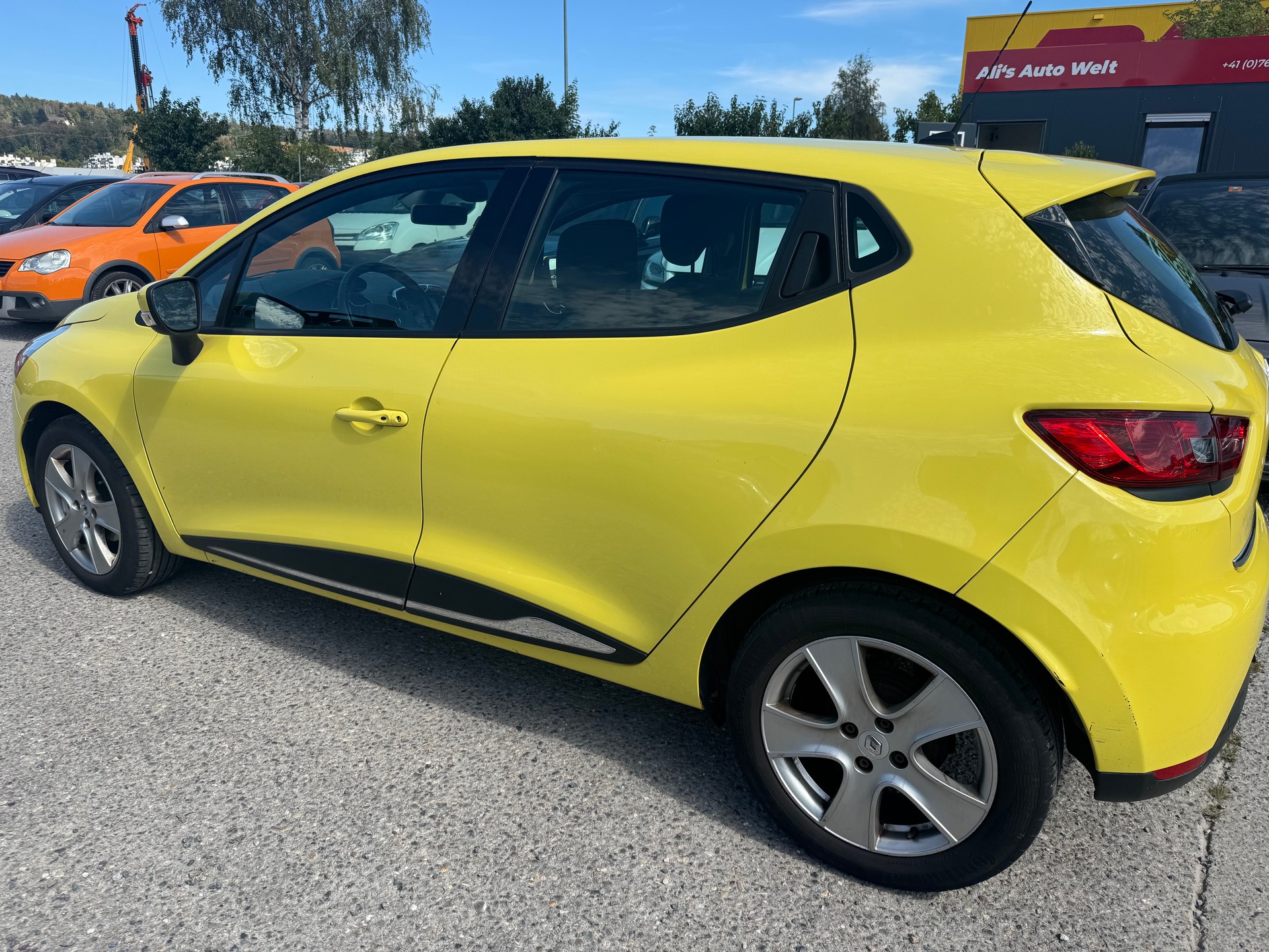 RENAULT Clio 0.9 12V Dynamique-image-3