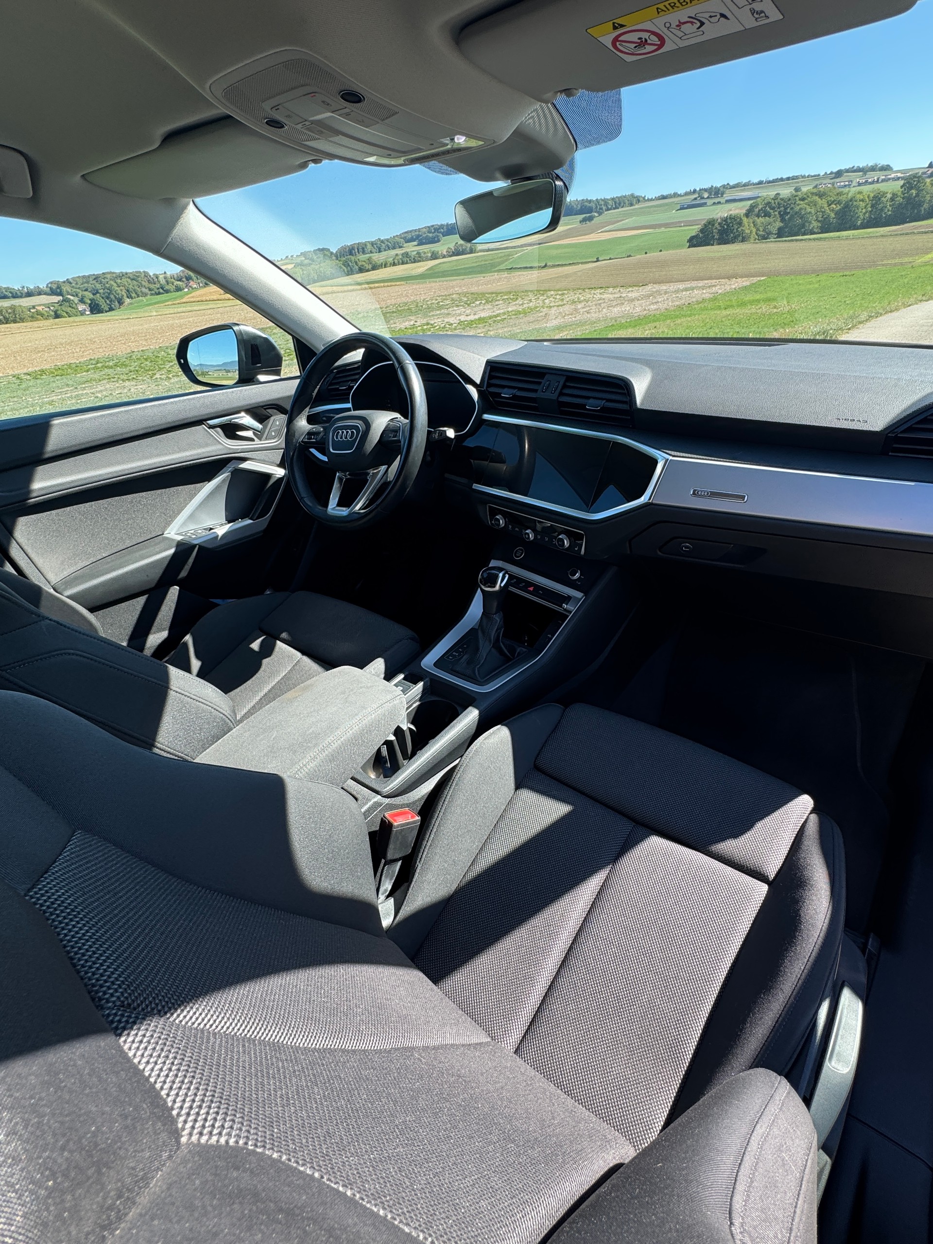 AUDI 1.5 35 TFSI Attraction S-Tronic-image-4