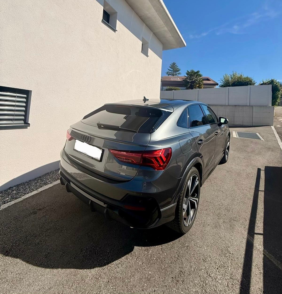 AUDI 1.5 35 TFSI Attraction S-Tronic-image-1