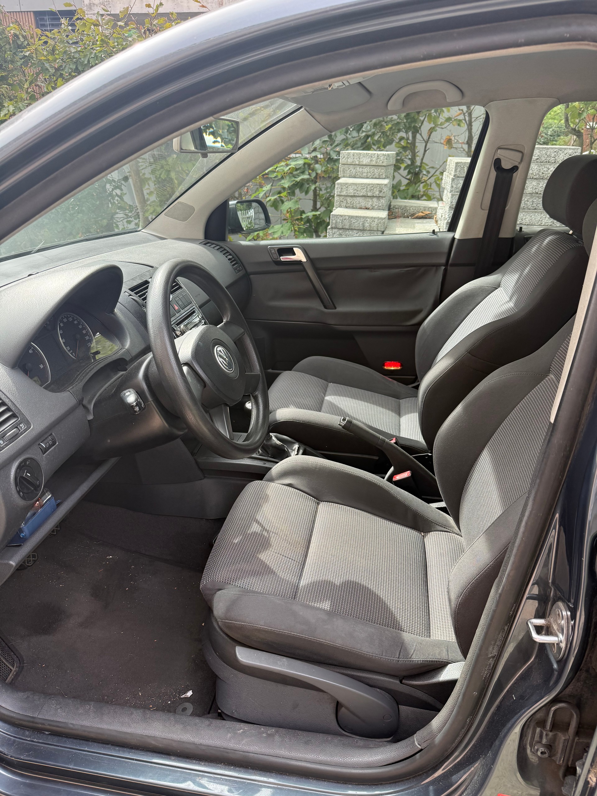 VW Polo 1.9 TDI Highline-image-4