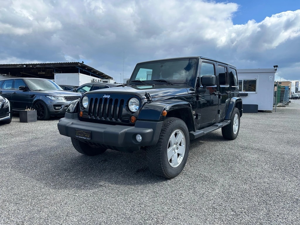 JEEP Wrangler 2.8CRD Unlimited Sahara Automatic-image-2