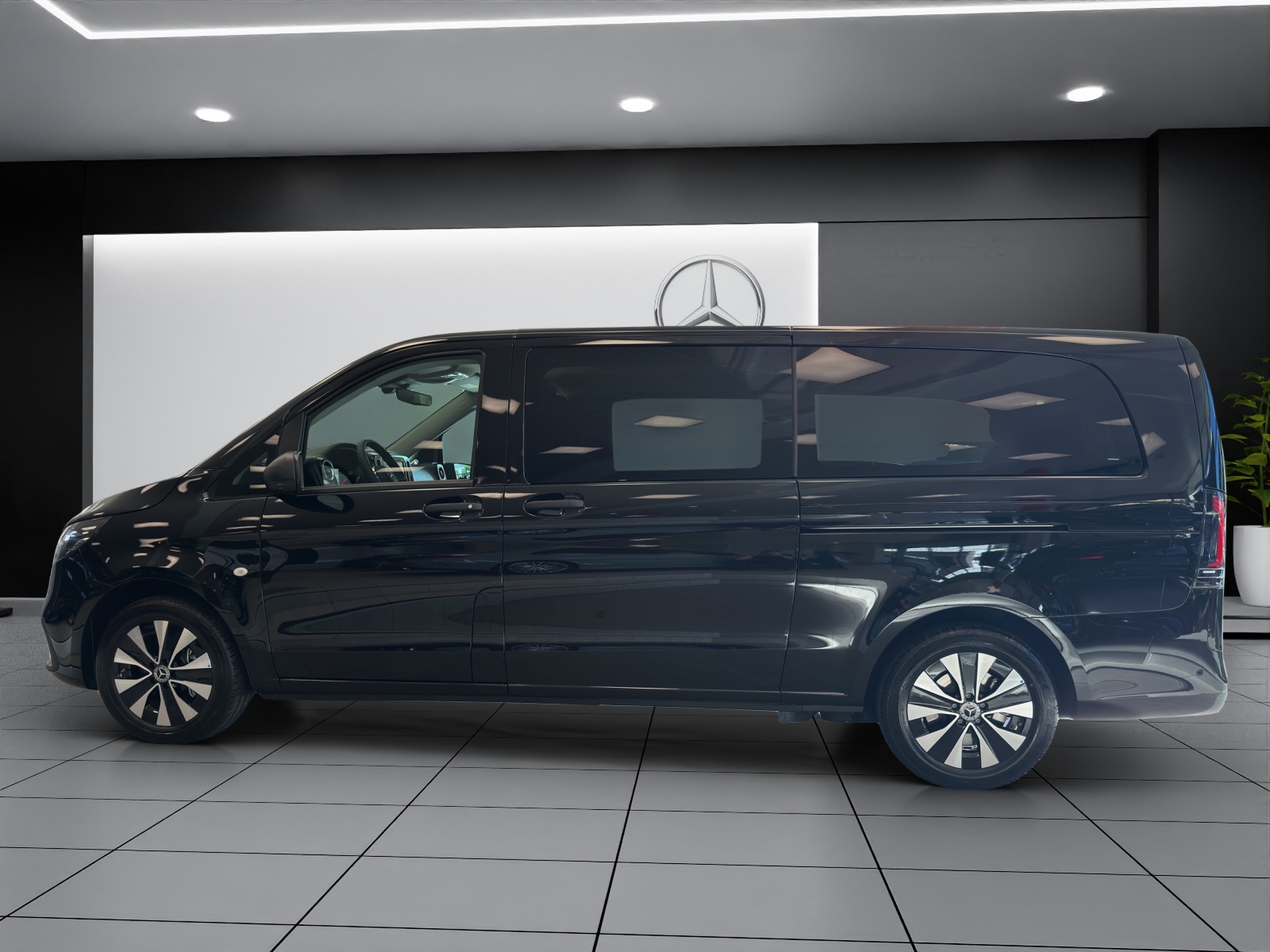 MERCEDES-BENZ Vito 119 CDI KB TOURER PRO 3430mm E 4x4-image-2