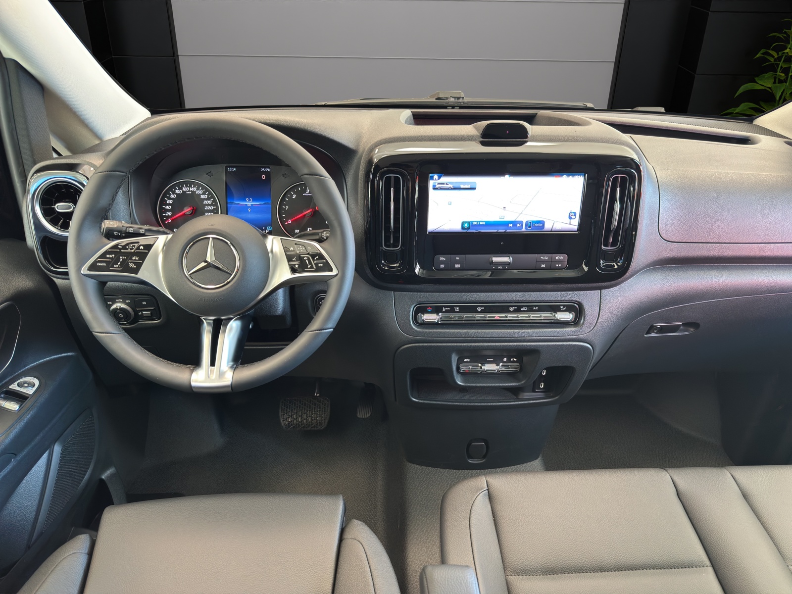 MERCEDES-BENZ Vito 119 CDI KB TOURER PRO 3430mm E 4x4-image-10