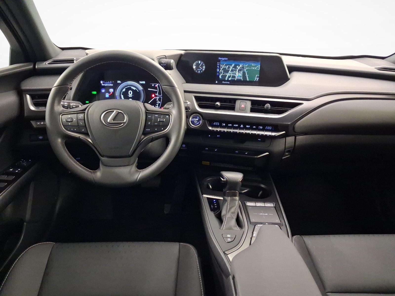 LEXUS UX 250h Kuro-image-8
