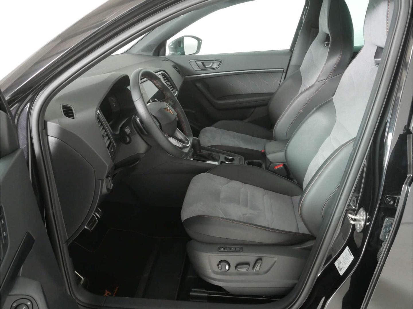 CUPRA Ateca 2.0TSI VZ Edition 300 4Drive DSG-image-4
