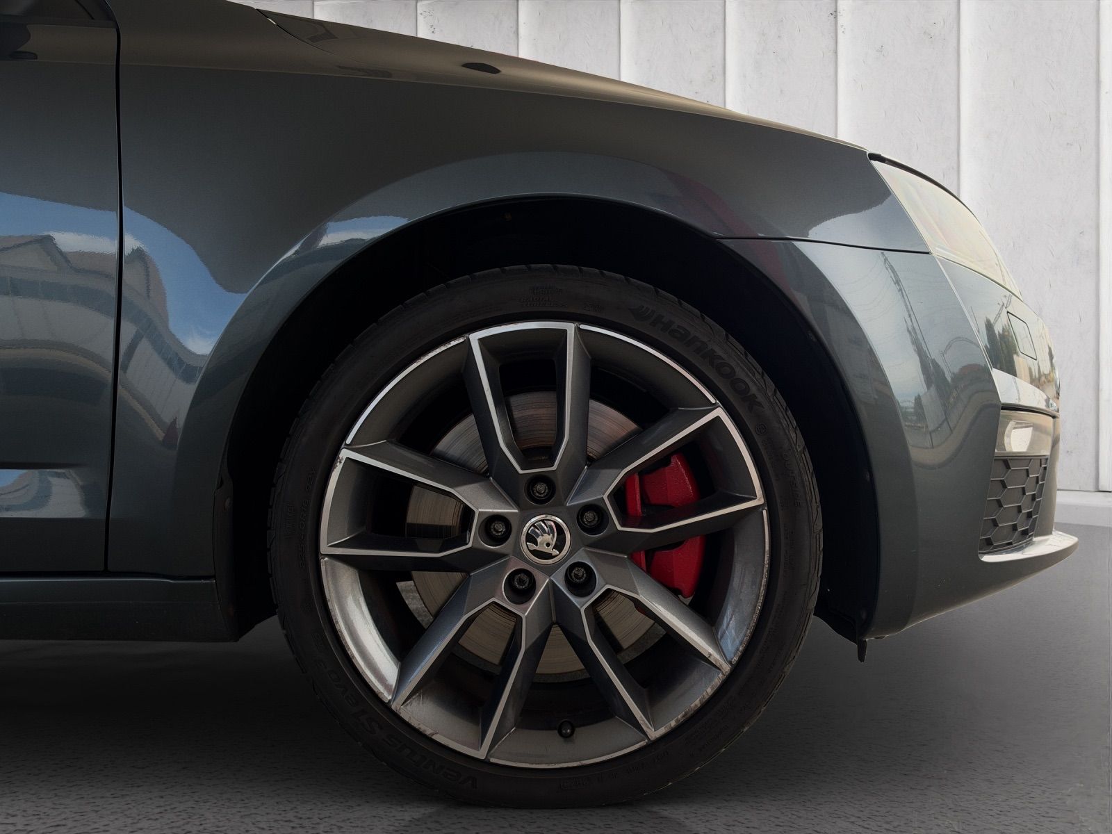 SKODA Octavia Combi 2.0 TDI RS DSG-image-18