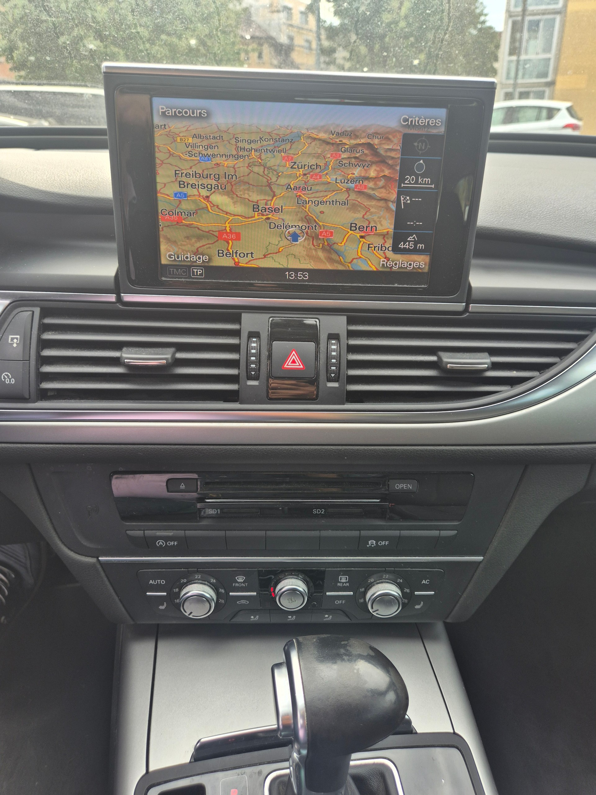 AUDI A6 Avant 3.0 TDI V6 quattro S-tronic-image-9