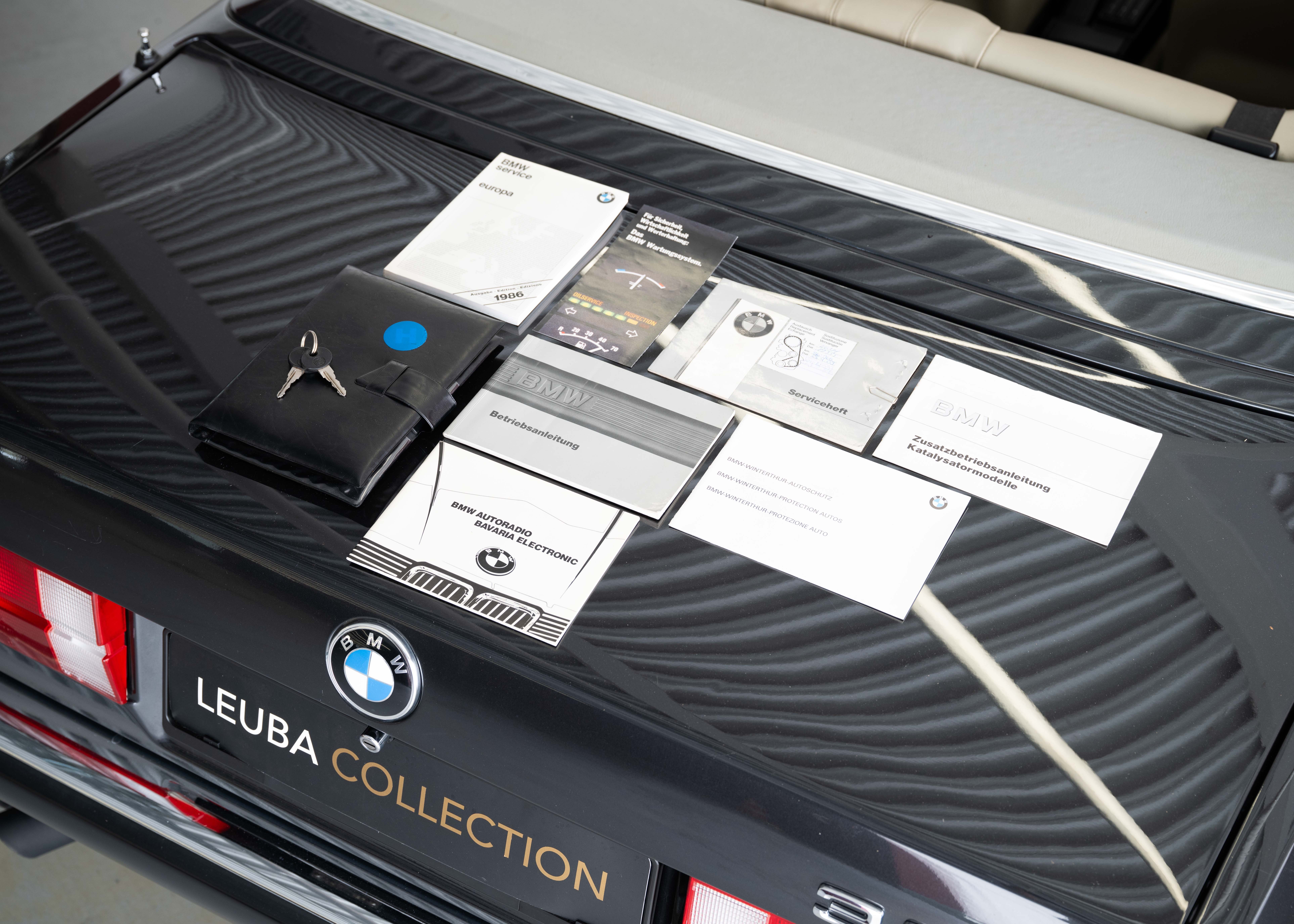 Image BMW 325 325i E30 Cabrio (1st hand Swiss car, fully documented, never restored, 1st paint)