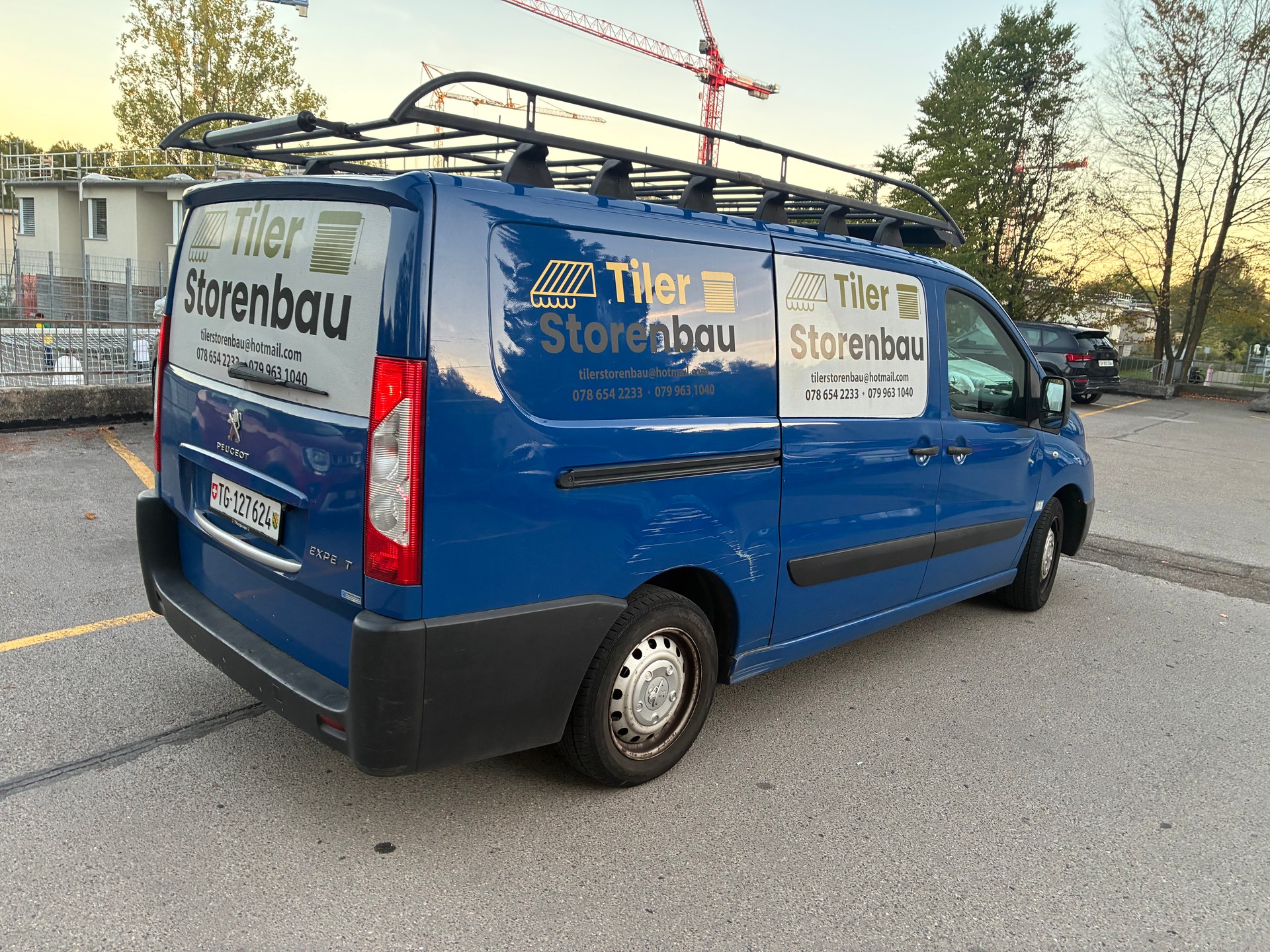 PEUGEOT Expert 2.0 HDi 229 L2H1-image-4