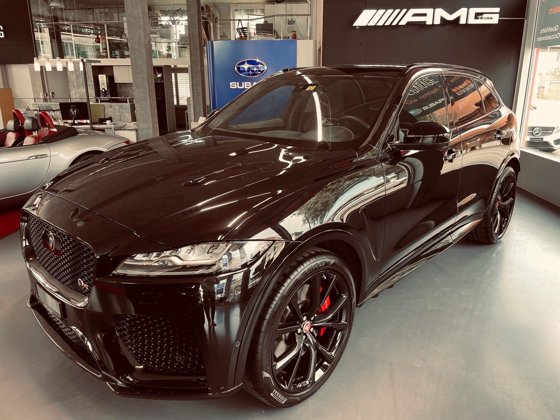 JAGUAR 5.0 V8 SVR AWD-image-2