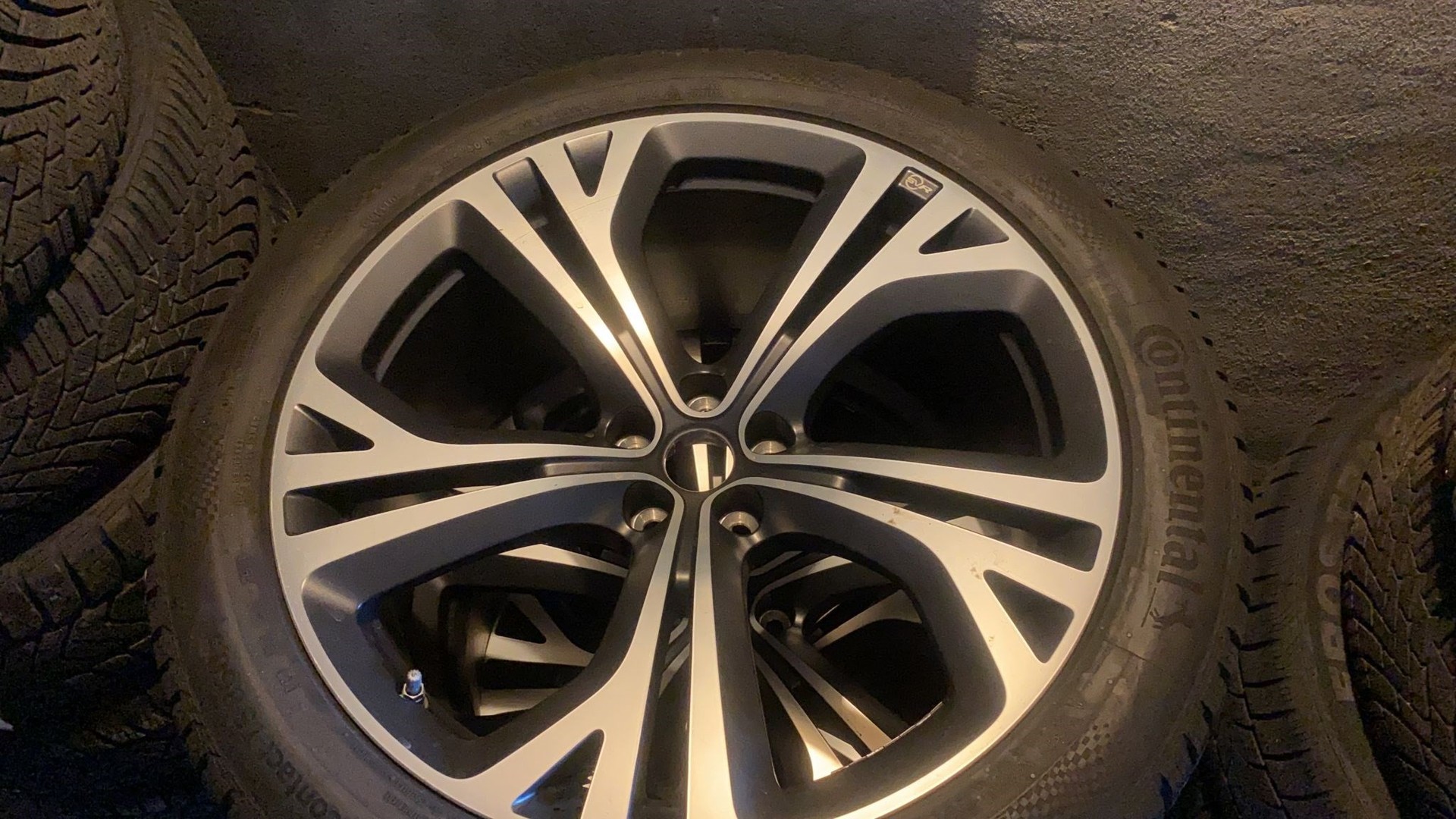 JAGUAR 5.0 V8 SVR AWD-image-5