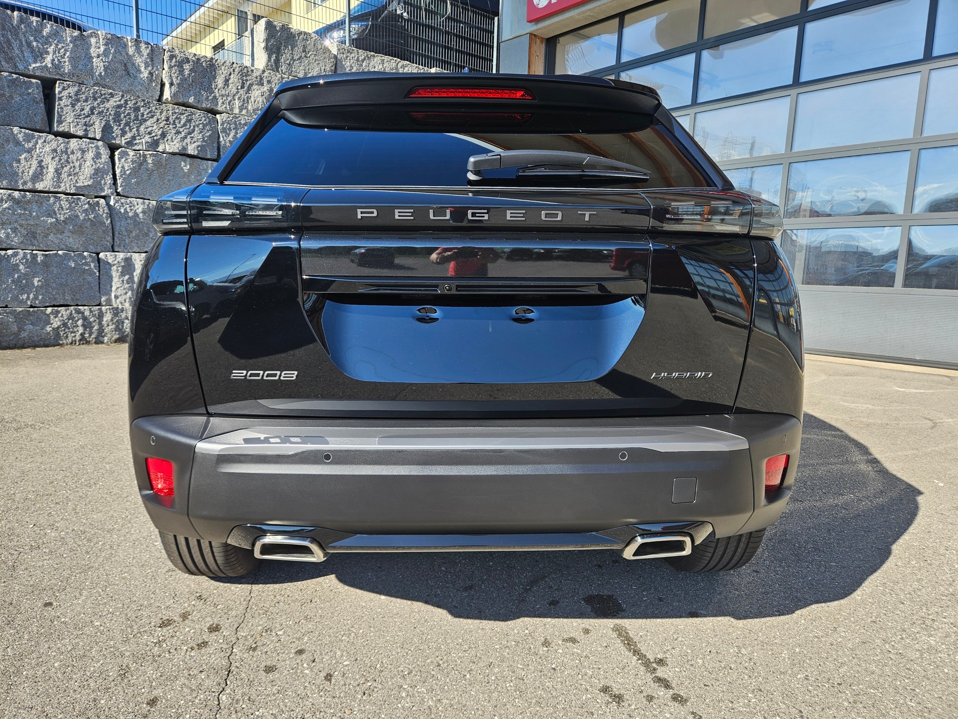 PEUGEOT 2008 1.2 145 MHEV GT-image-5