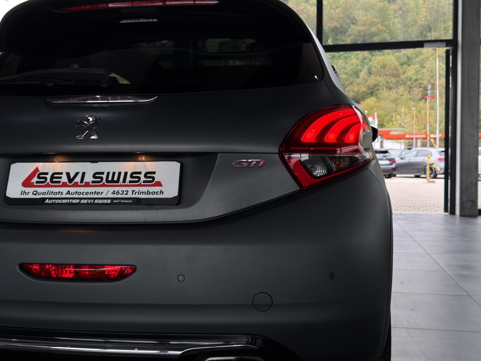PEUGEOT 208 1.6 Turbo GTi*Ice Silver Matt*Frisch ab MFK,1 Jahr oder 20'000km Garantie auf Motor und Getriebe*-image-18