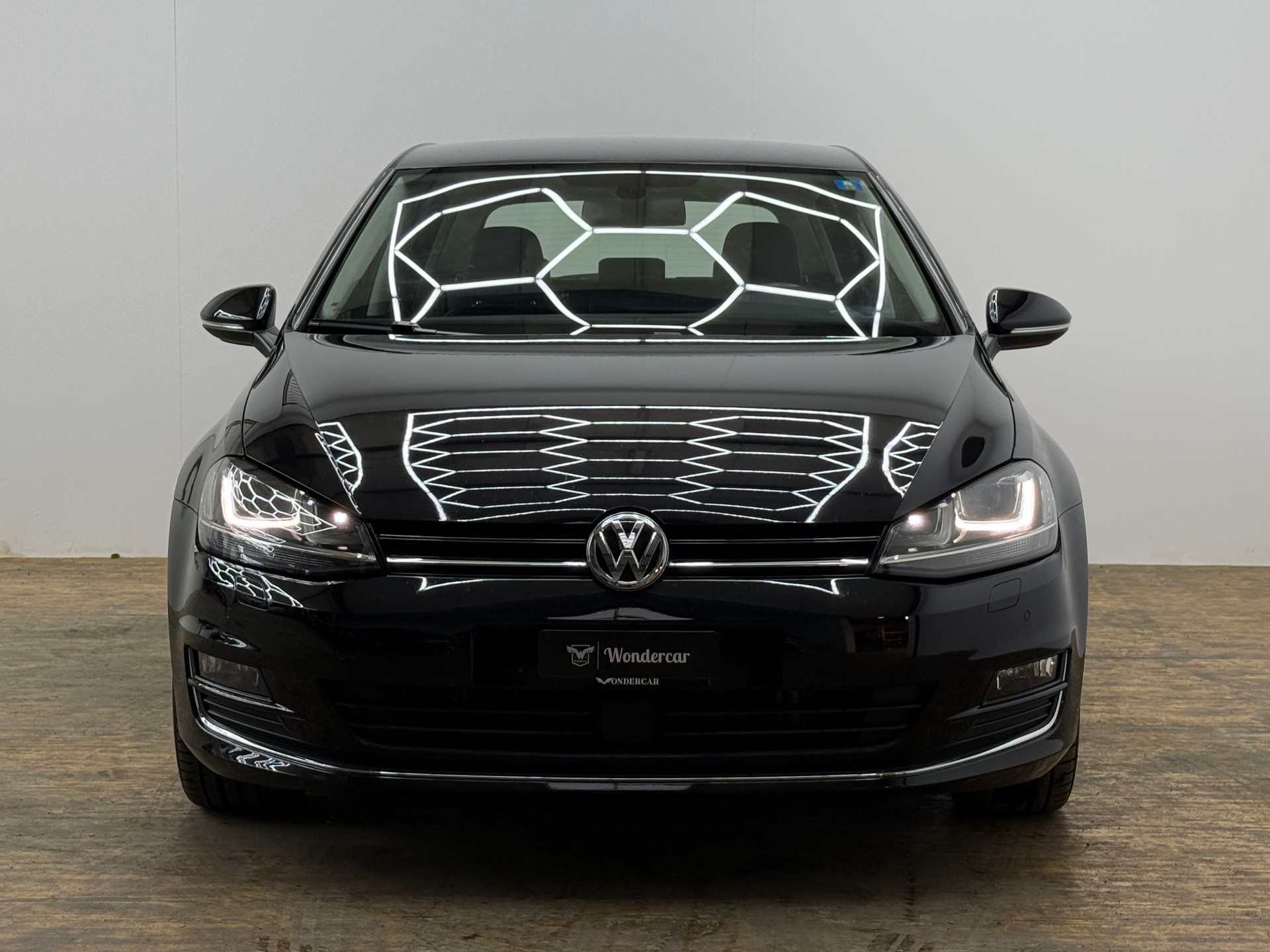 VW Golf 2.0 TDI Highline 4Motion-image-2