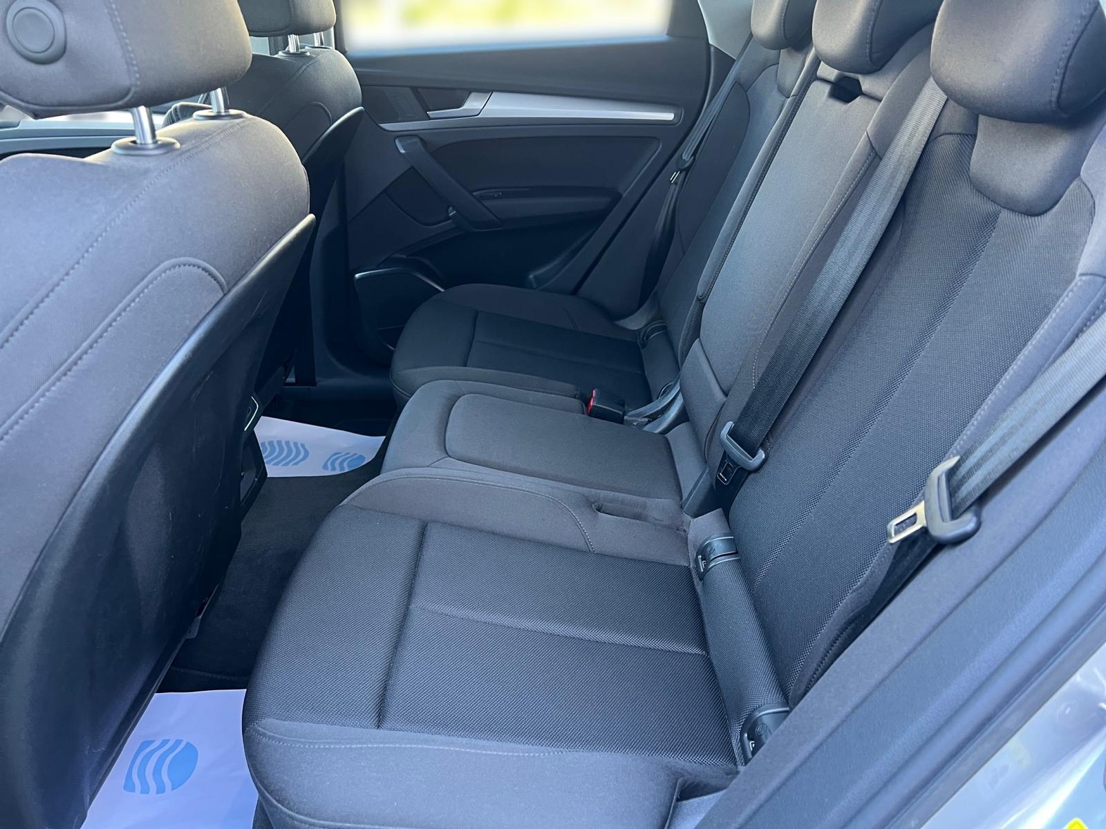 AUDI Q5 50 TFSI e PHEV quattro S-tronic-image-10