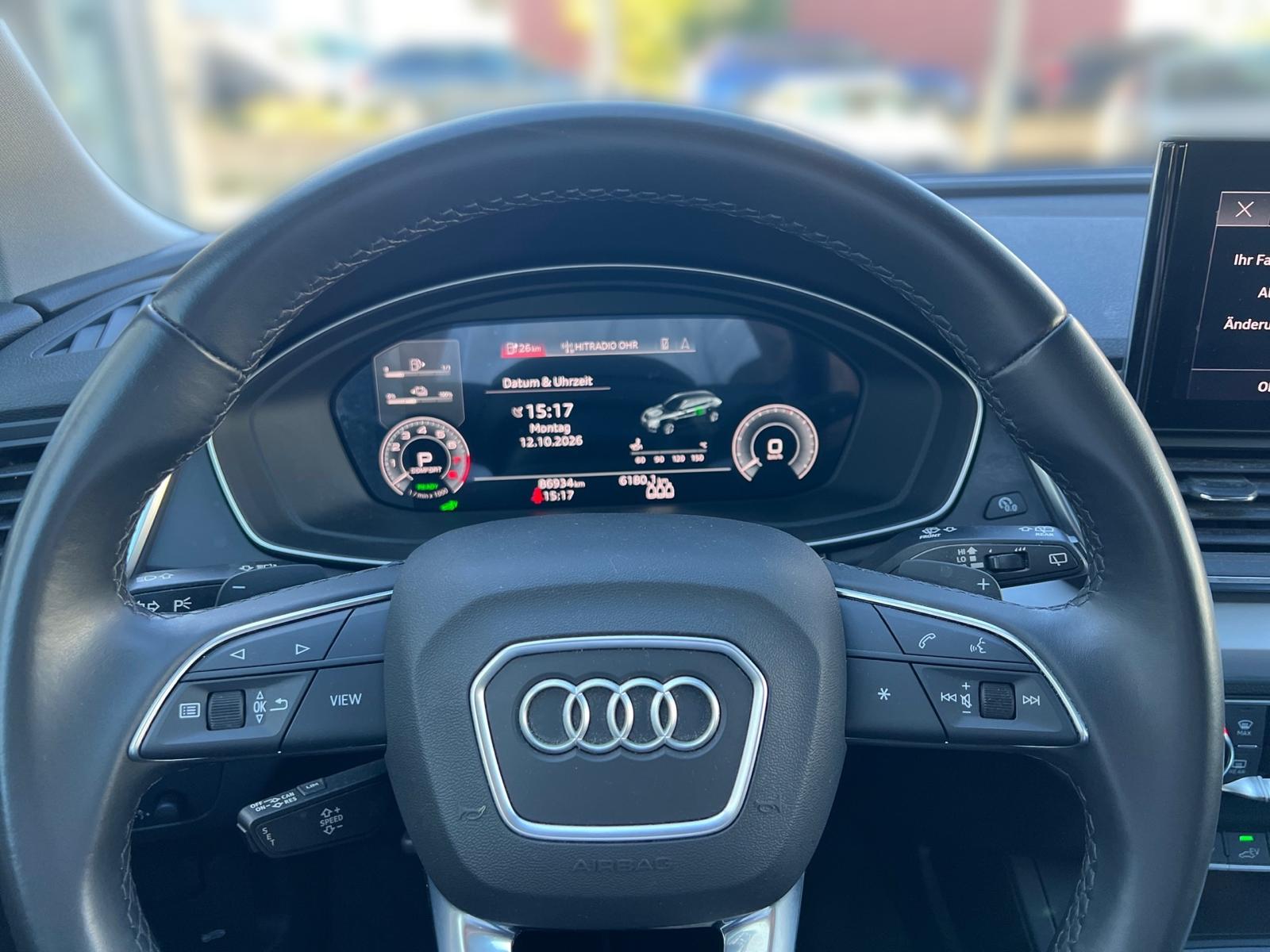 AUDI Q5 50 TFSI e PHEV quattro S-tronic-image-7