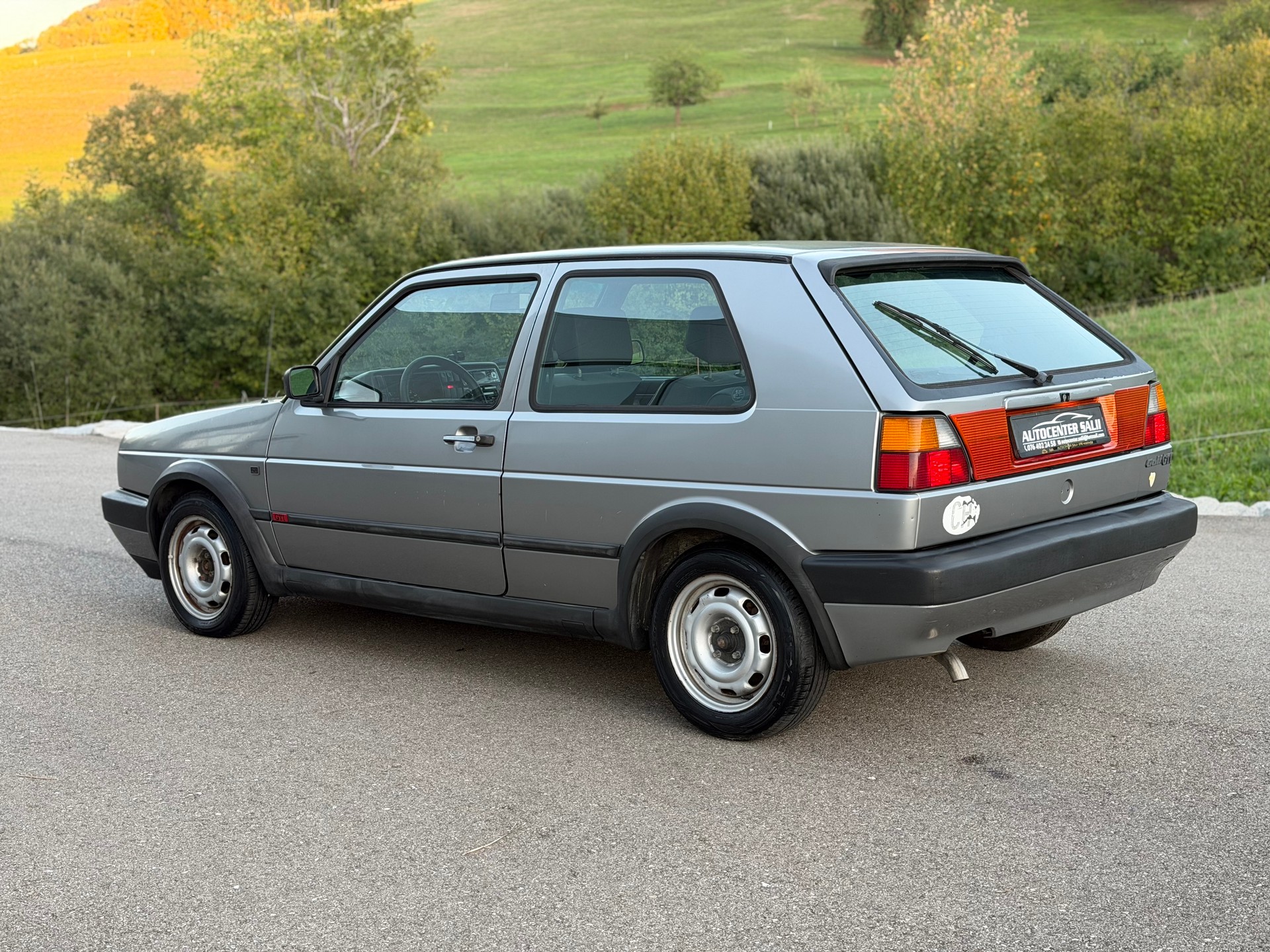 VW Golf 1800 GTI-image-5