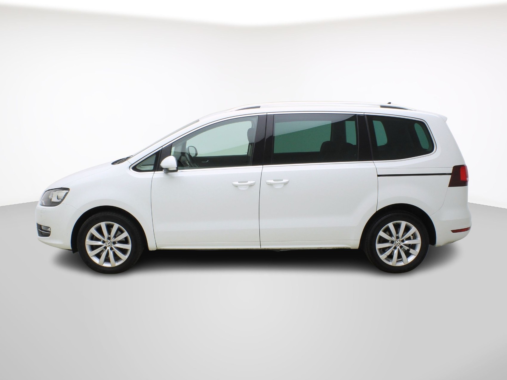 VW Sharan 1.4 TSI DSG Highline-image-2