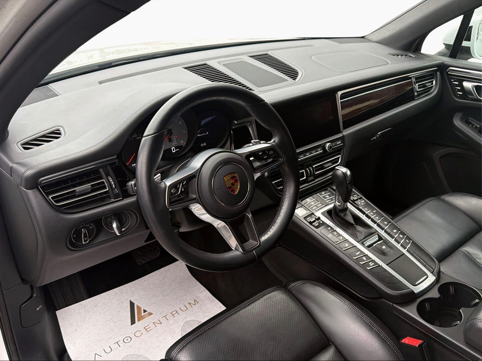 PORSCHE Macan S PDK-image-13