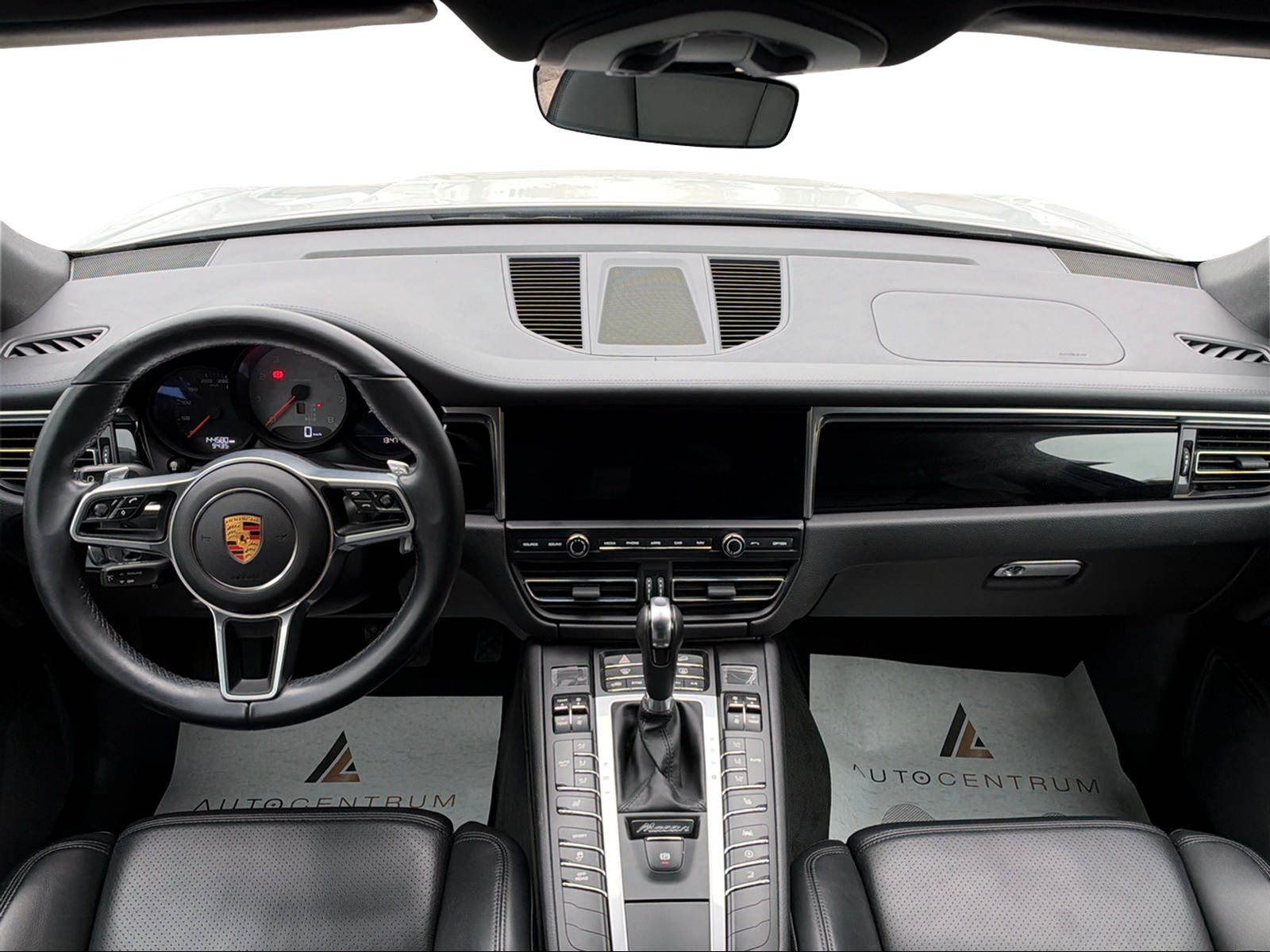 PORSCHE Macan S PDK-image-11