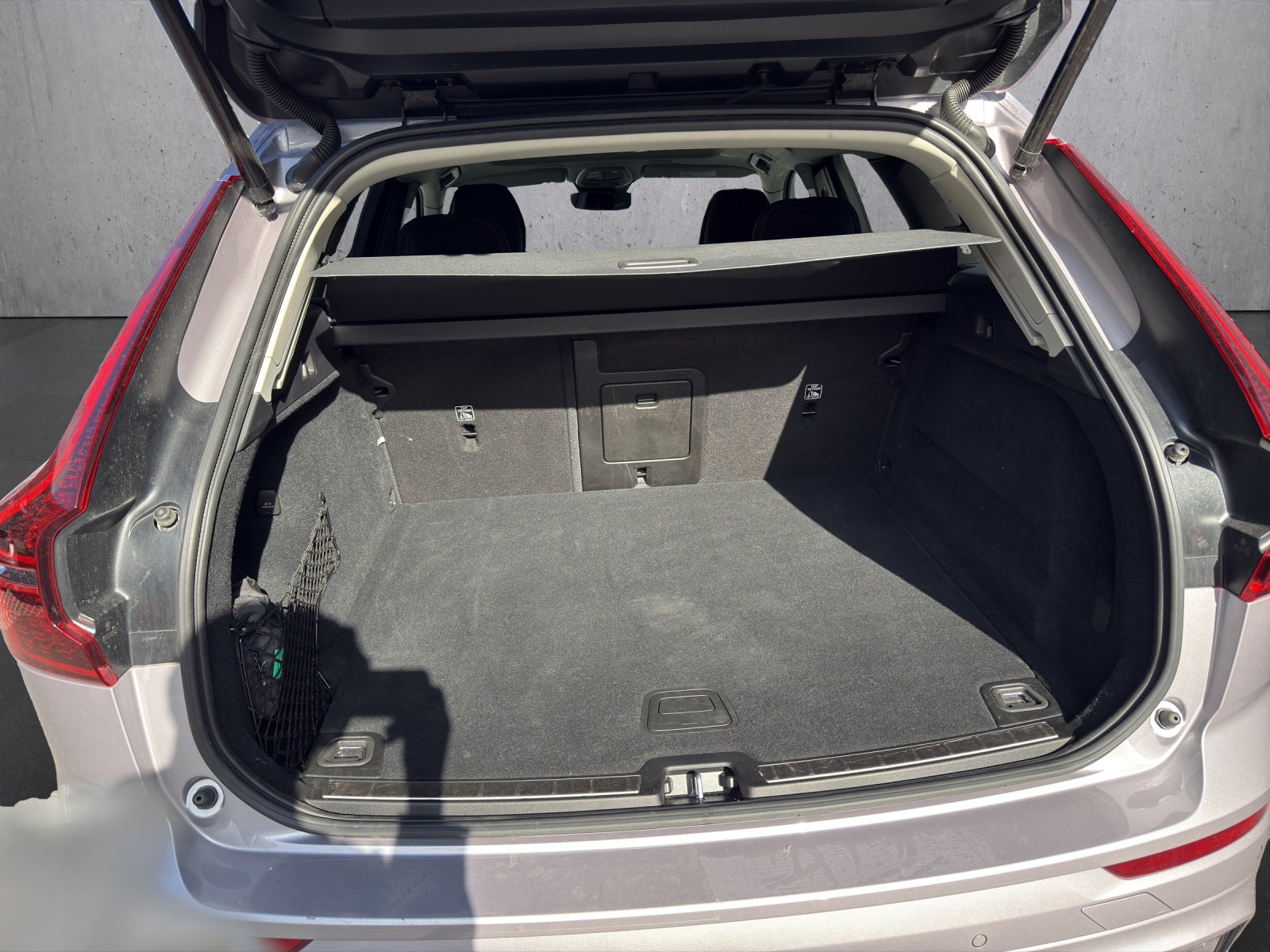 Image VOLVO XC60 XC60 2.0 B5 MH Plus Dark AWD