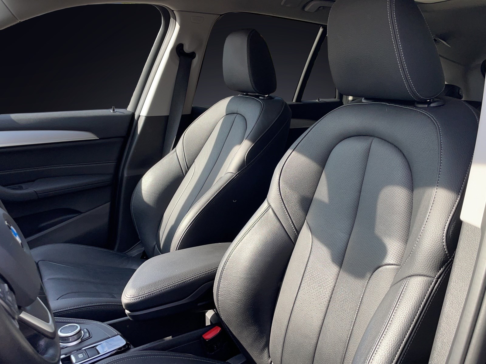BMW X1 xDrive 25e xLine Steptronic-image-9