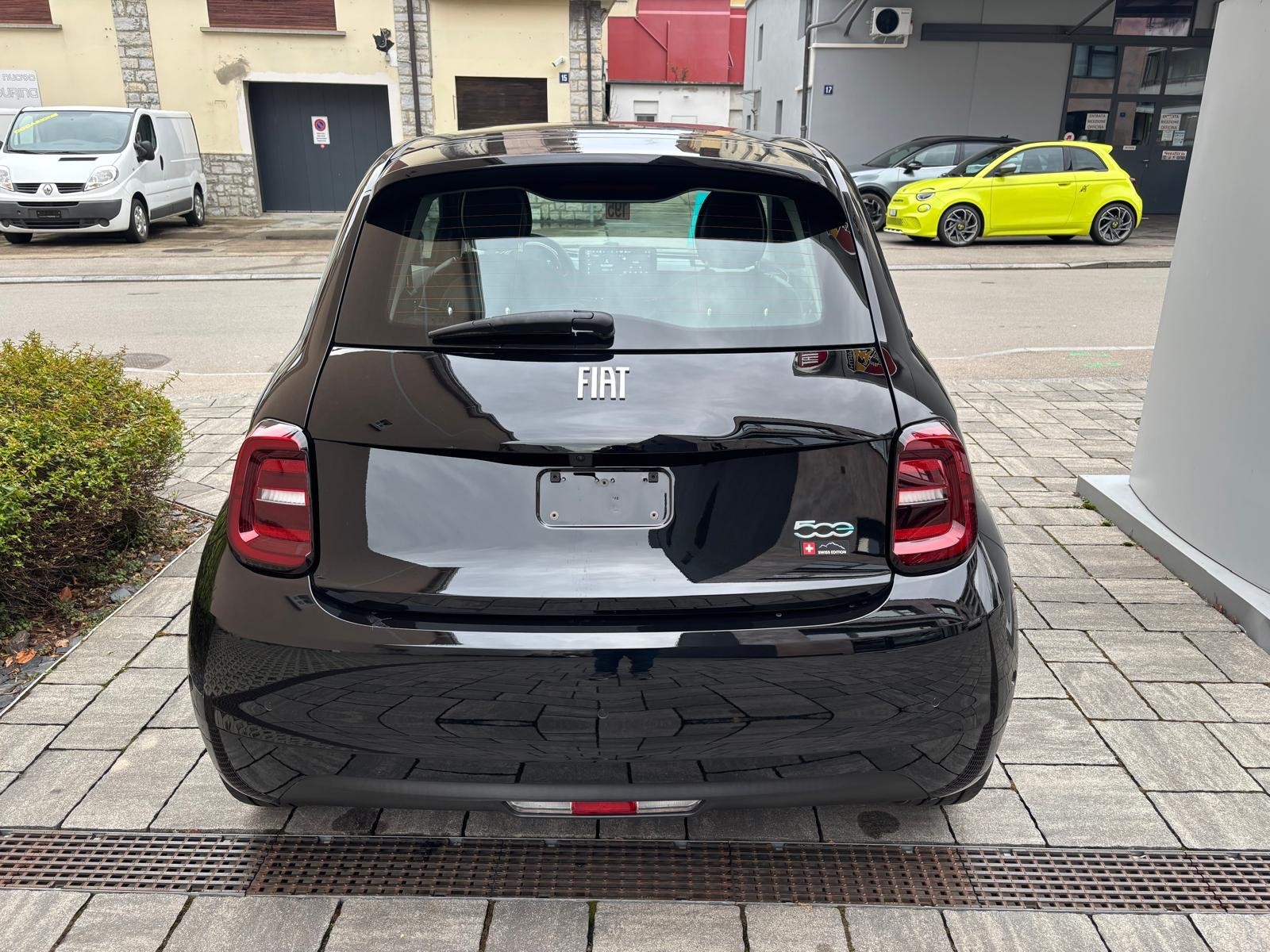FIAT 500 electric 87 kW Swiss Edition-image-6