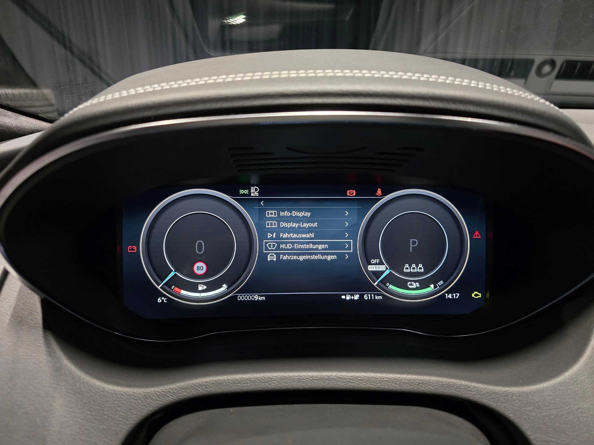 JAGUAR E-Pace 1.5 T 270e R-Dynamic HSE AWD-image-7