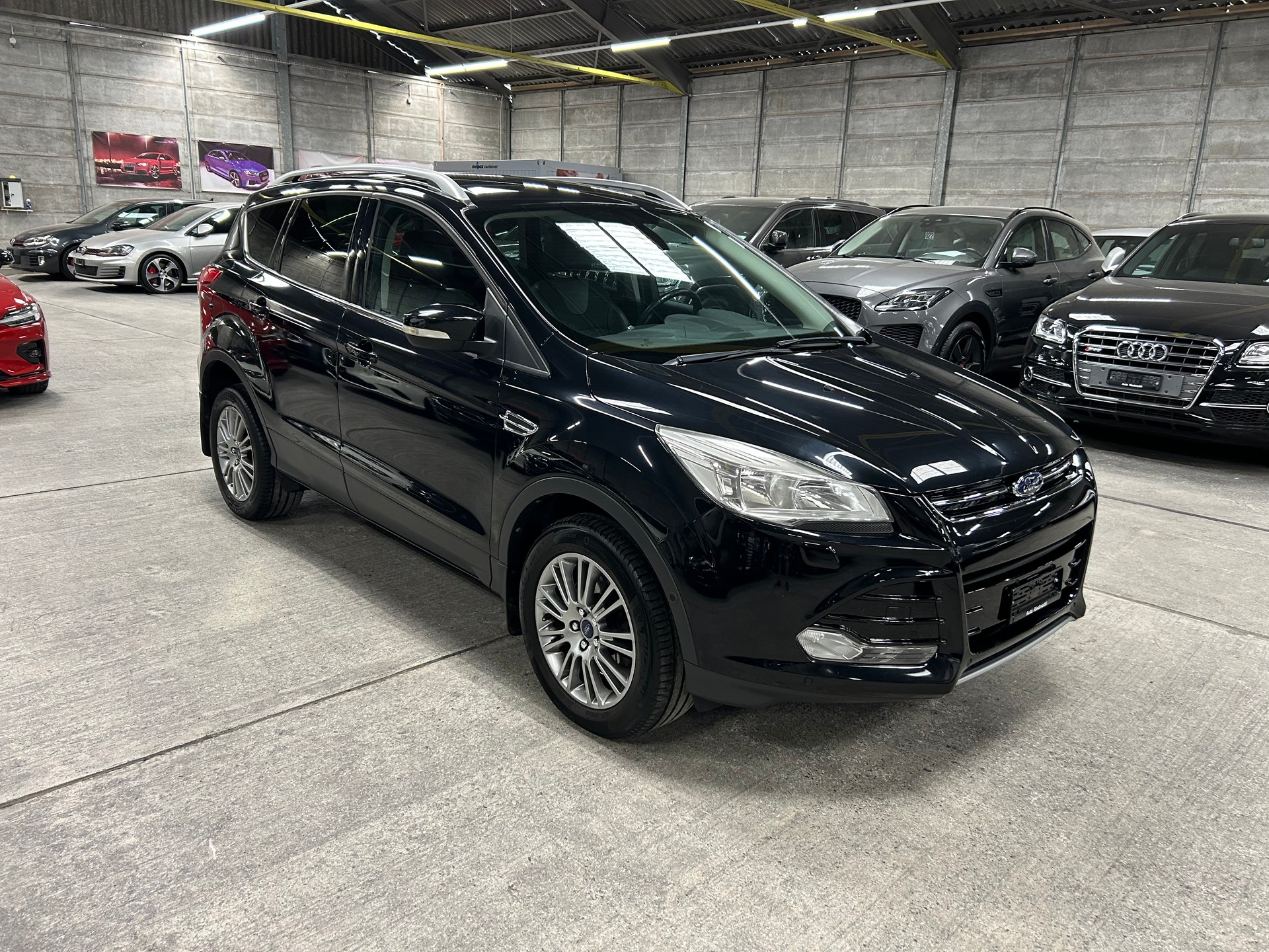 FORD Kuga 2.0 TDCi Carving 4WD PowerShift-image-1