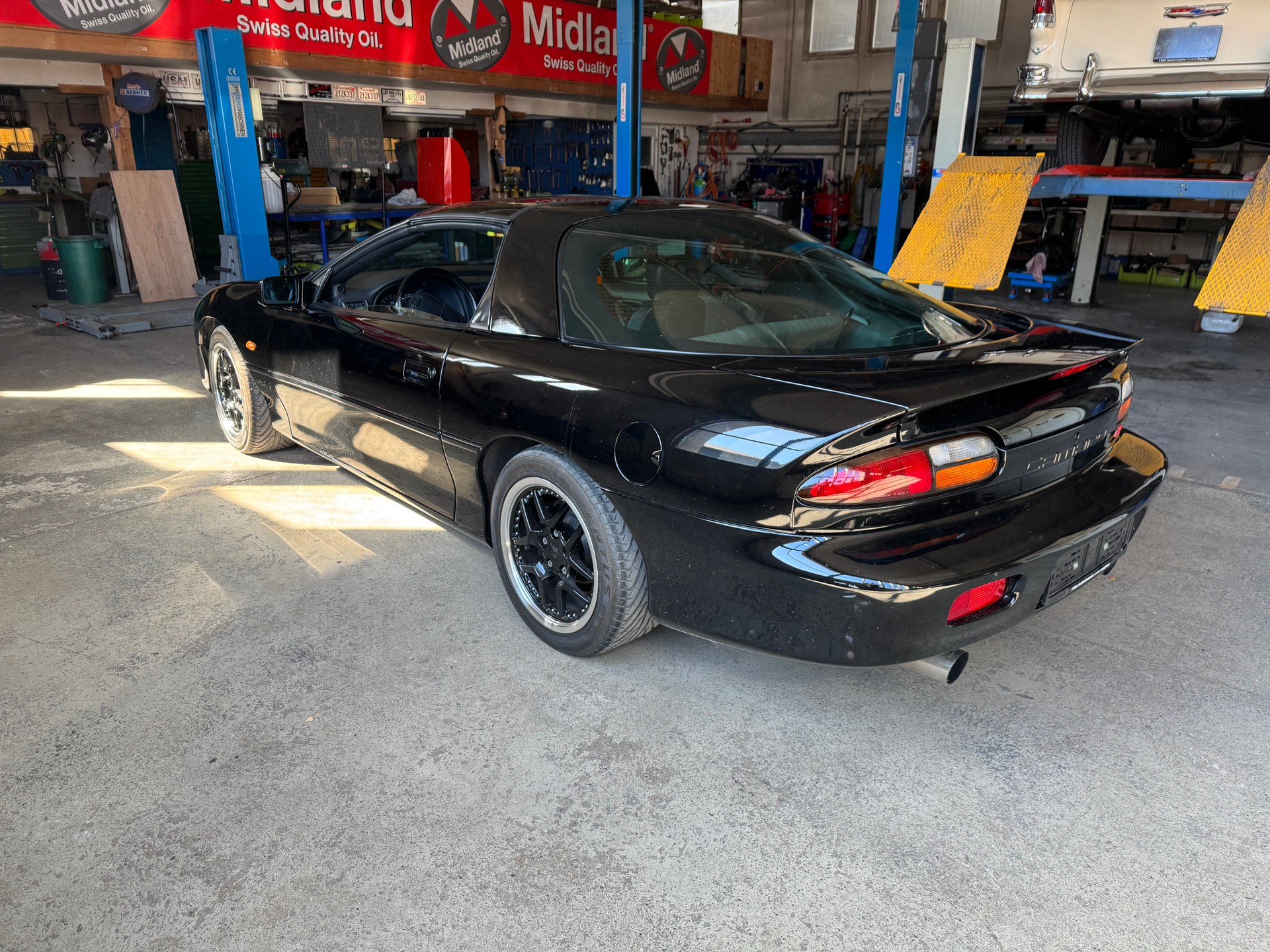 CHEVROLET Camaro Z28 Coupé D-image-13