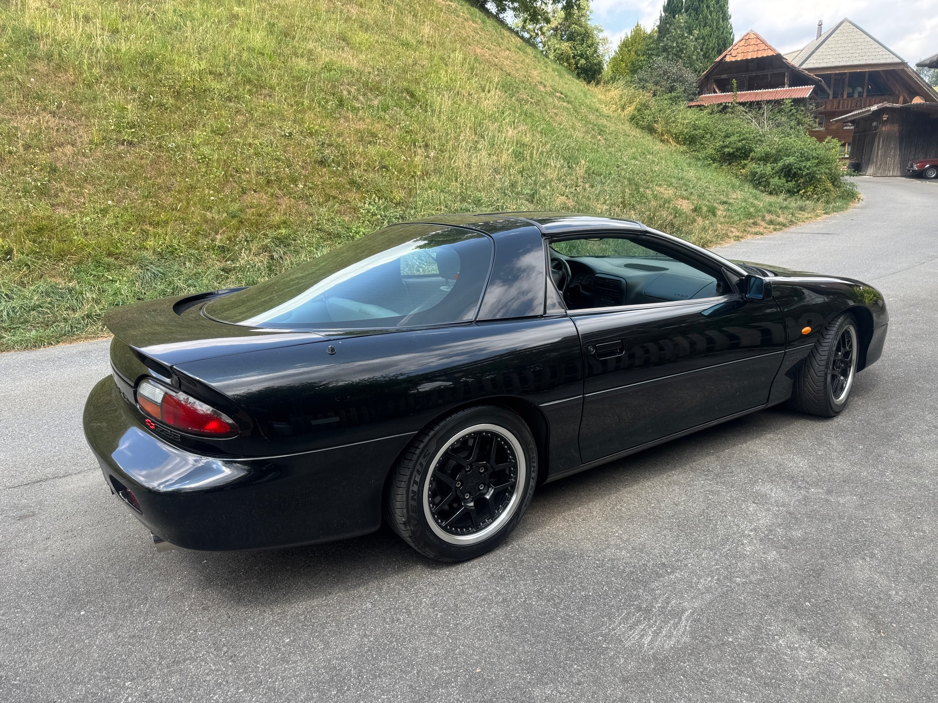 CHEVROLET Camaro Z28 Coupé D-image-2