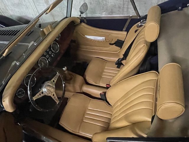 MORGAN Roadster 3.0 Swiss Pack-image-4