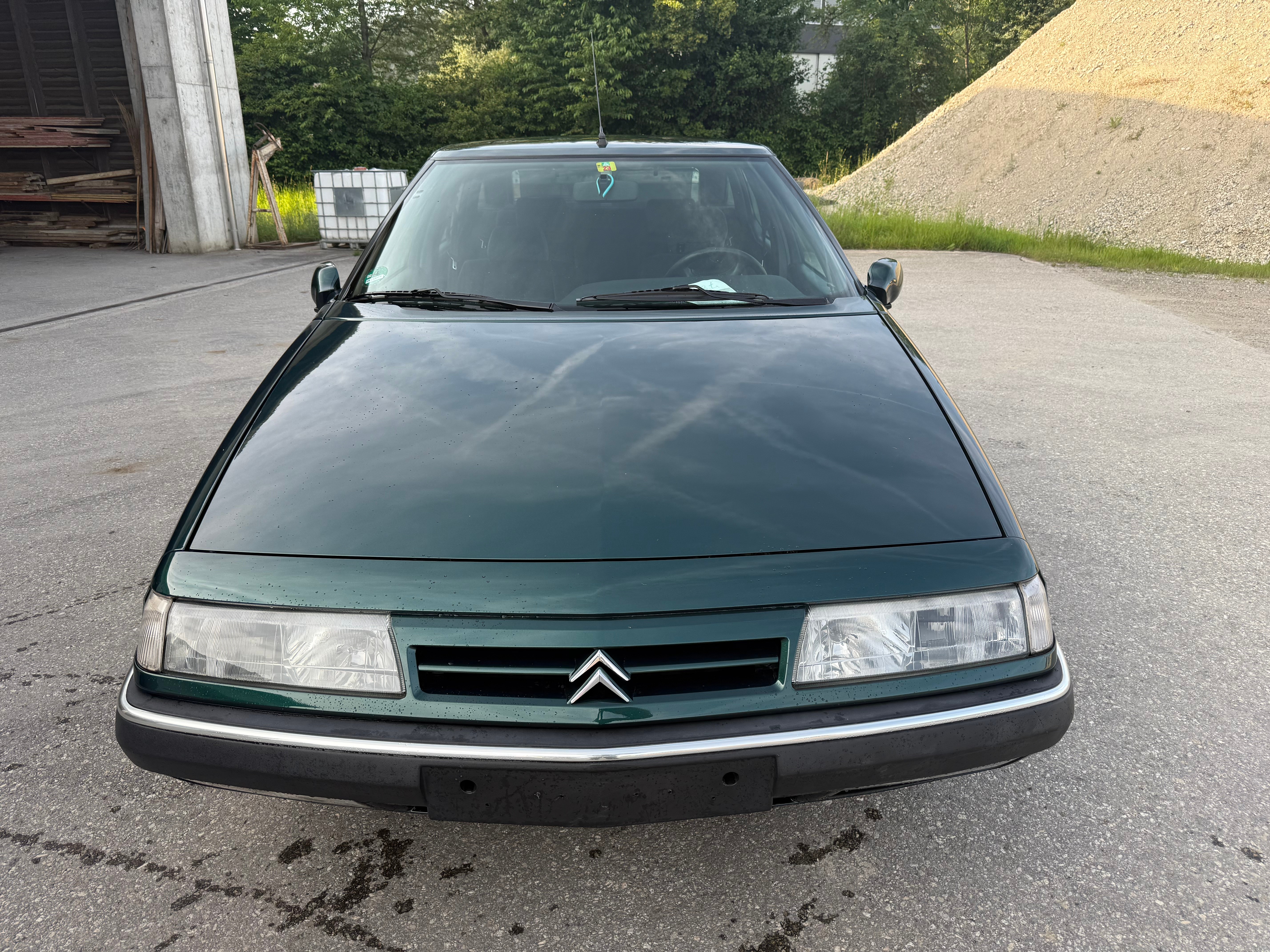 Car photo